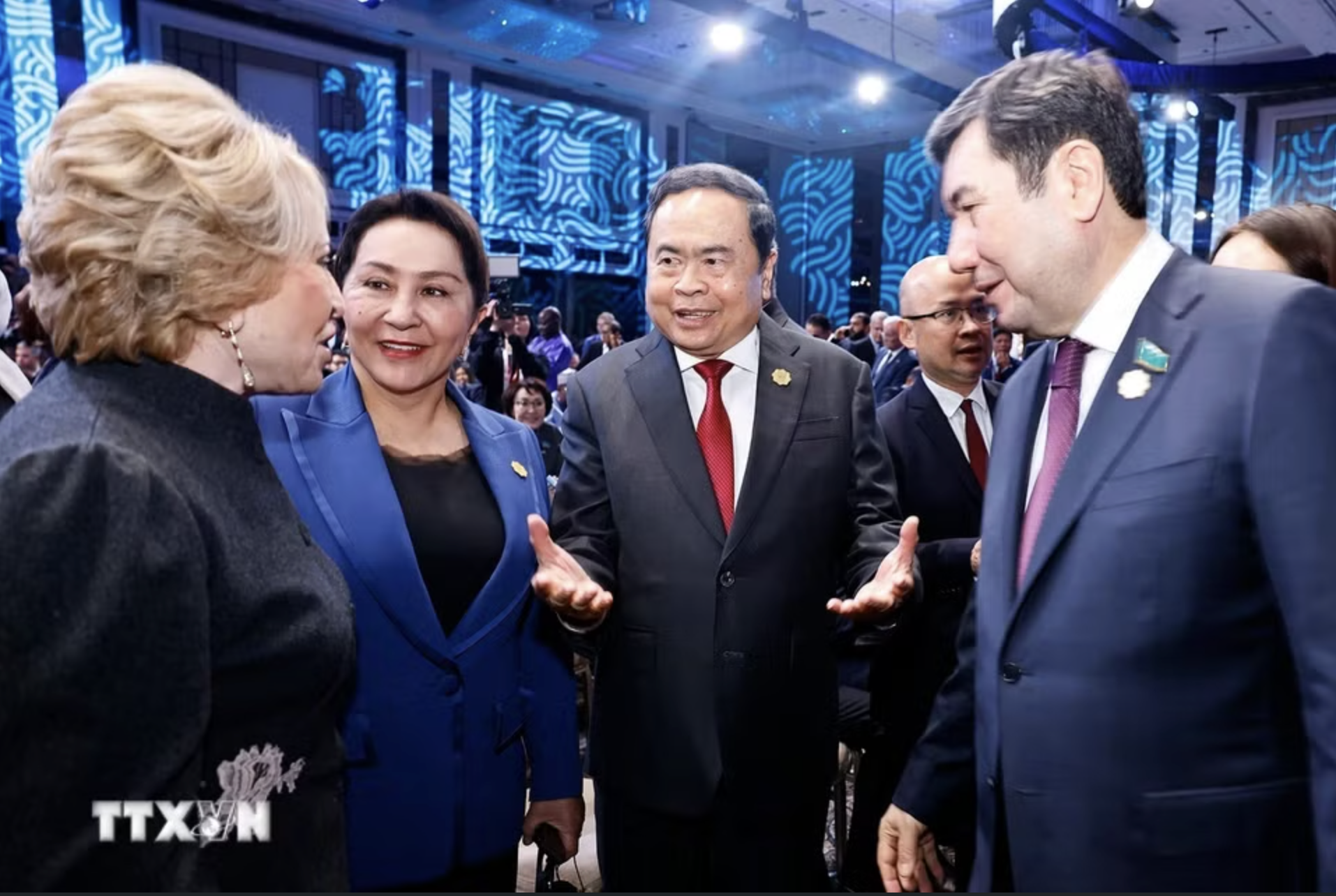 Chủ tịch Quốc hội Trần Thanh Mẫn dự khai mạc IPU-152 - Ảnh 9.