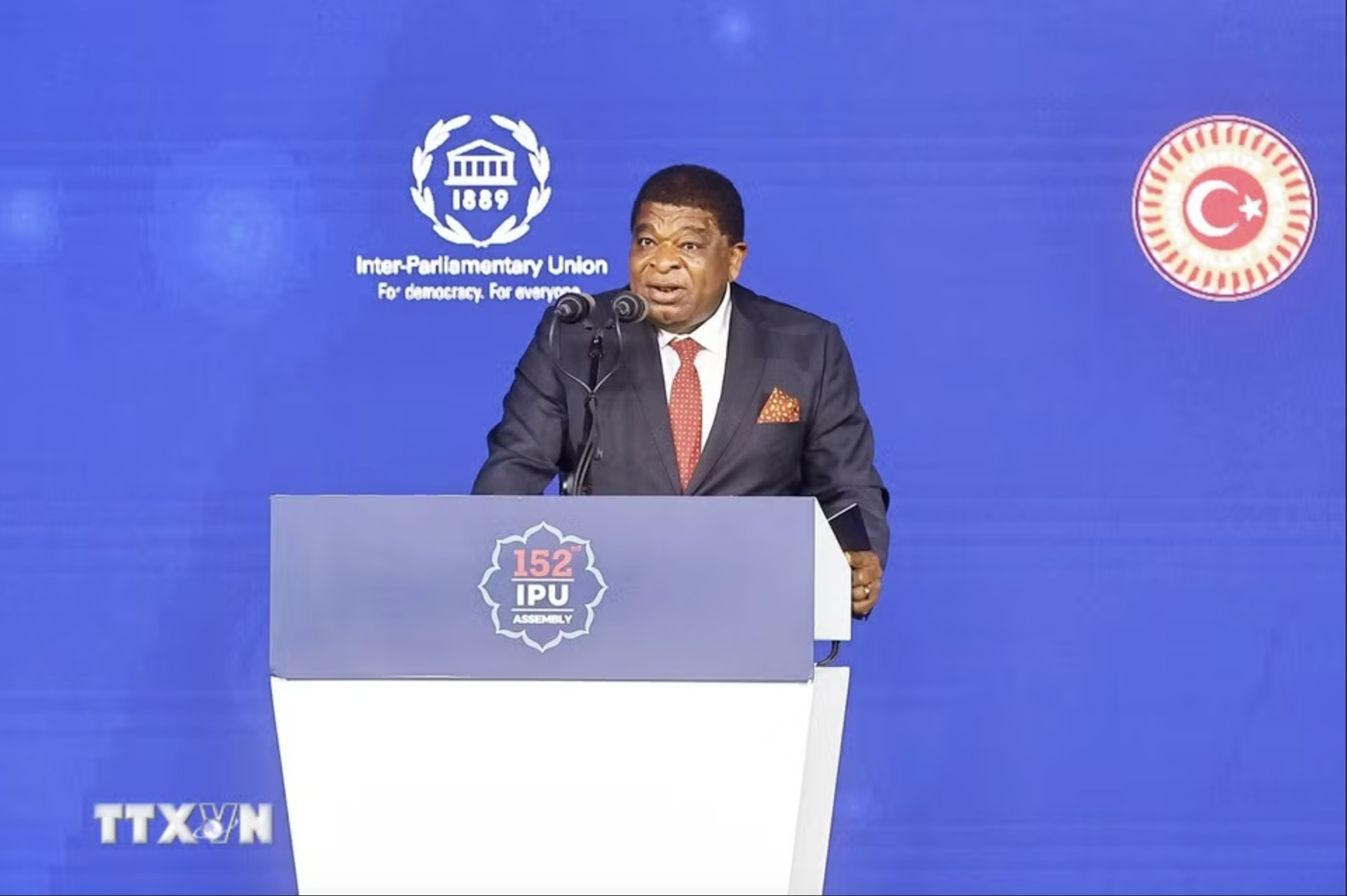Chủ tịch Quốc hội Trần Thanh Mẫn dự khai mạc IPU-152 - Ảnh 4.