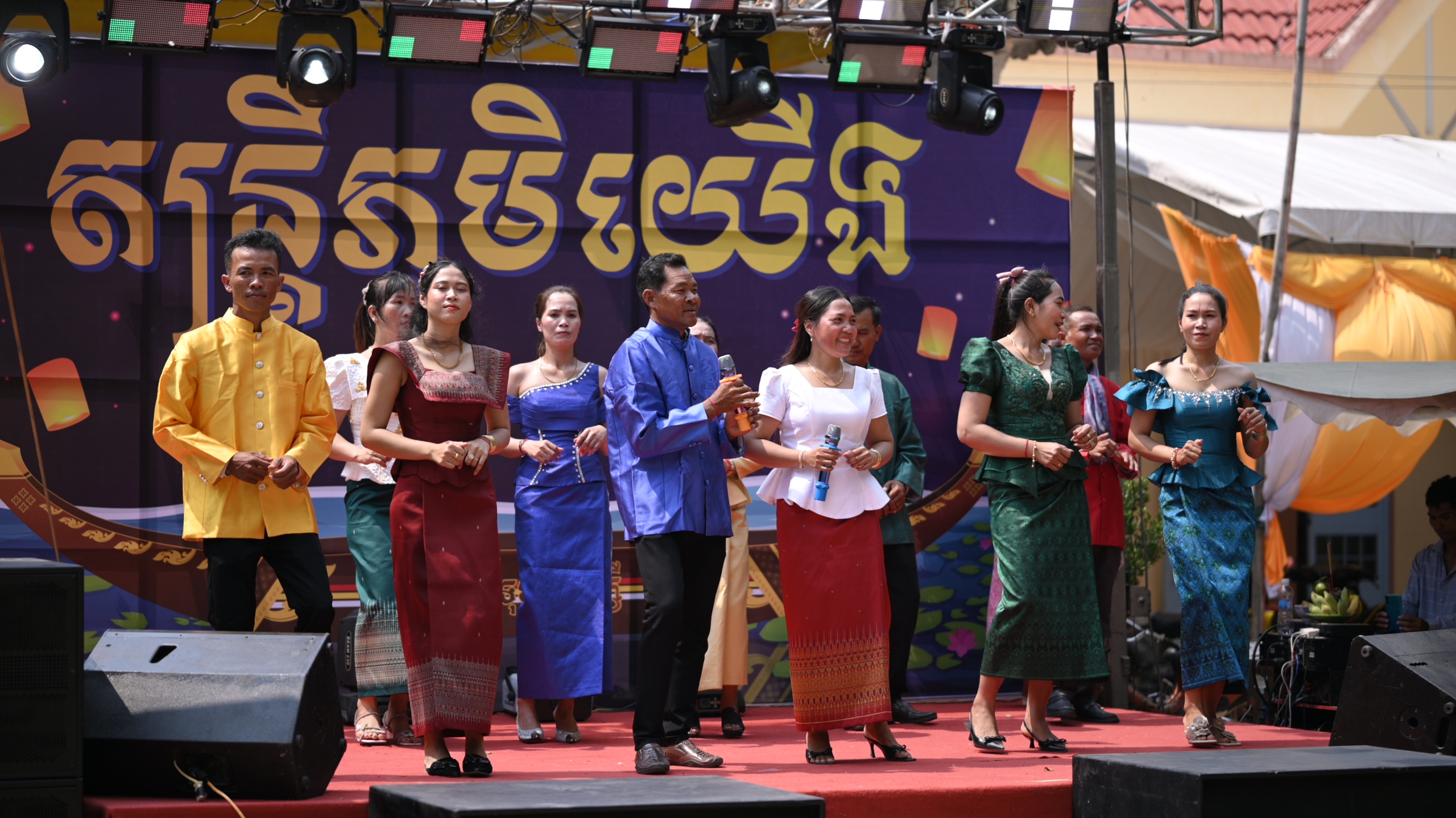 Kh&ocirc;ng kh&iacute; Tết Ch&ocirc;l Chnăm Thm&acirc;y rộn r&agrave;ng tại T&acirc;y Ninh 2026 - Ảnh 6.