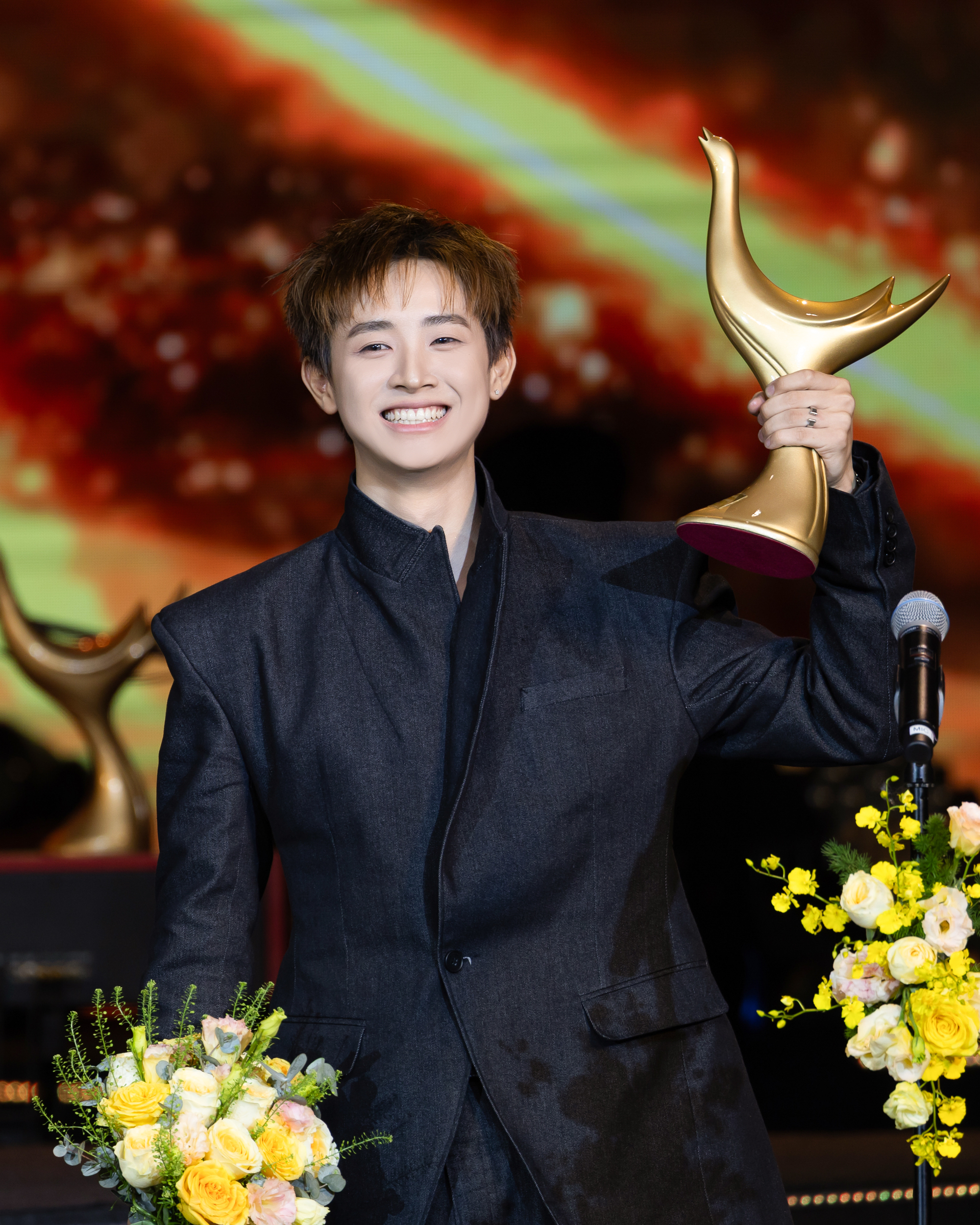 Tân binh khủng long gọi tên CONGB   - Ảnh 3.