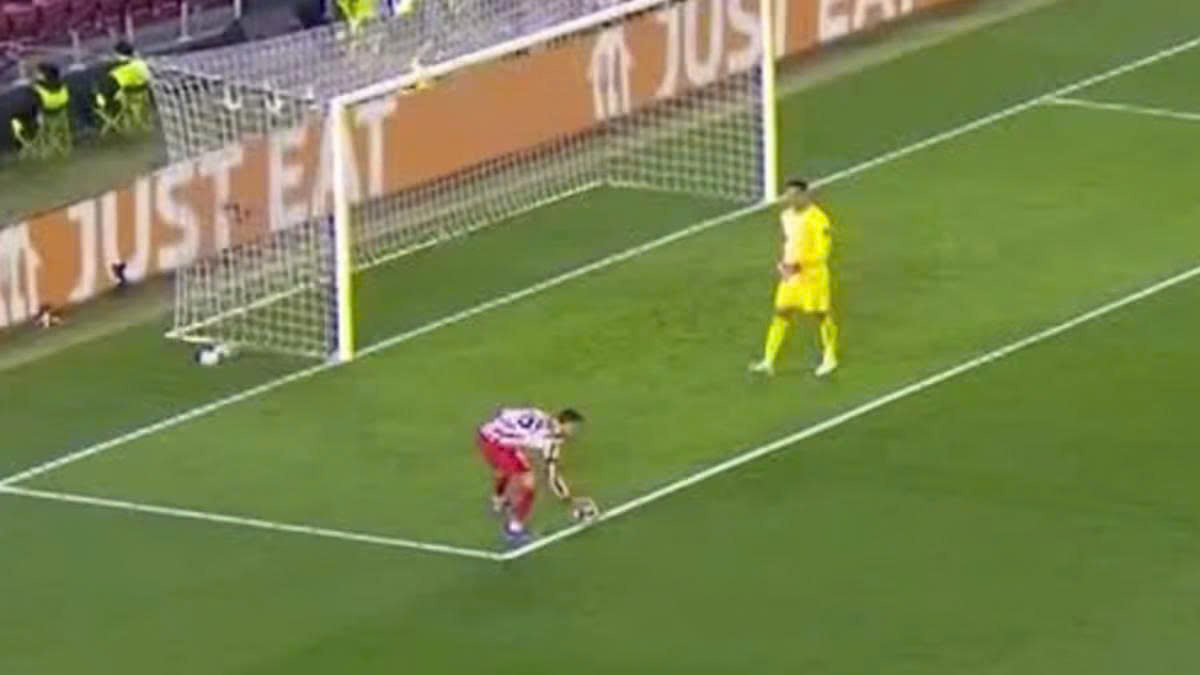 Tranh cãi trọng tài phủ bóng vòng tứ kết Champions League - Ảnh 2.