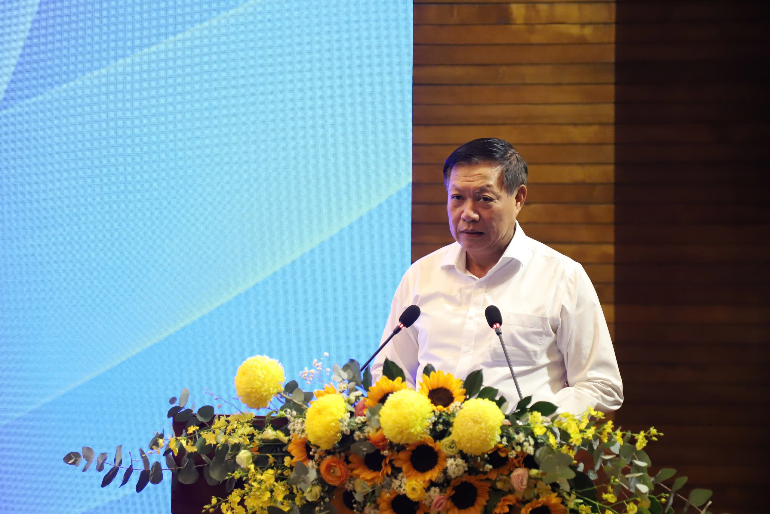 Hơn 36% cơ hội vệ sinh tay bị bỏ sót, cảnh báo nguy cơ  nhiễm vi khuẩn đa kháng tại bệnh viện - Ảnh 4.