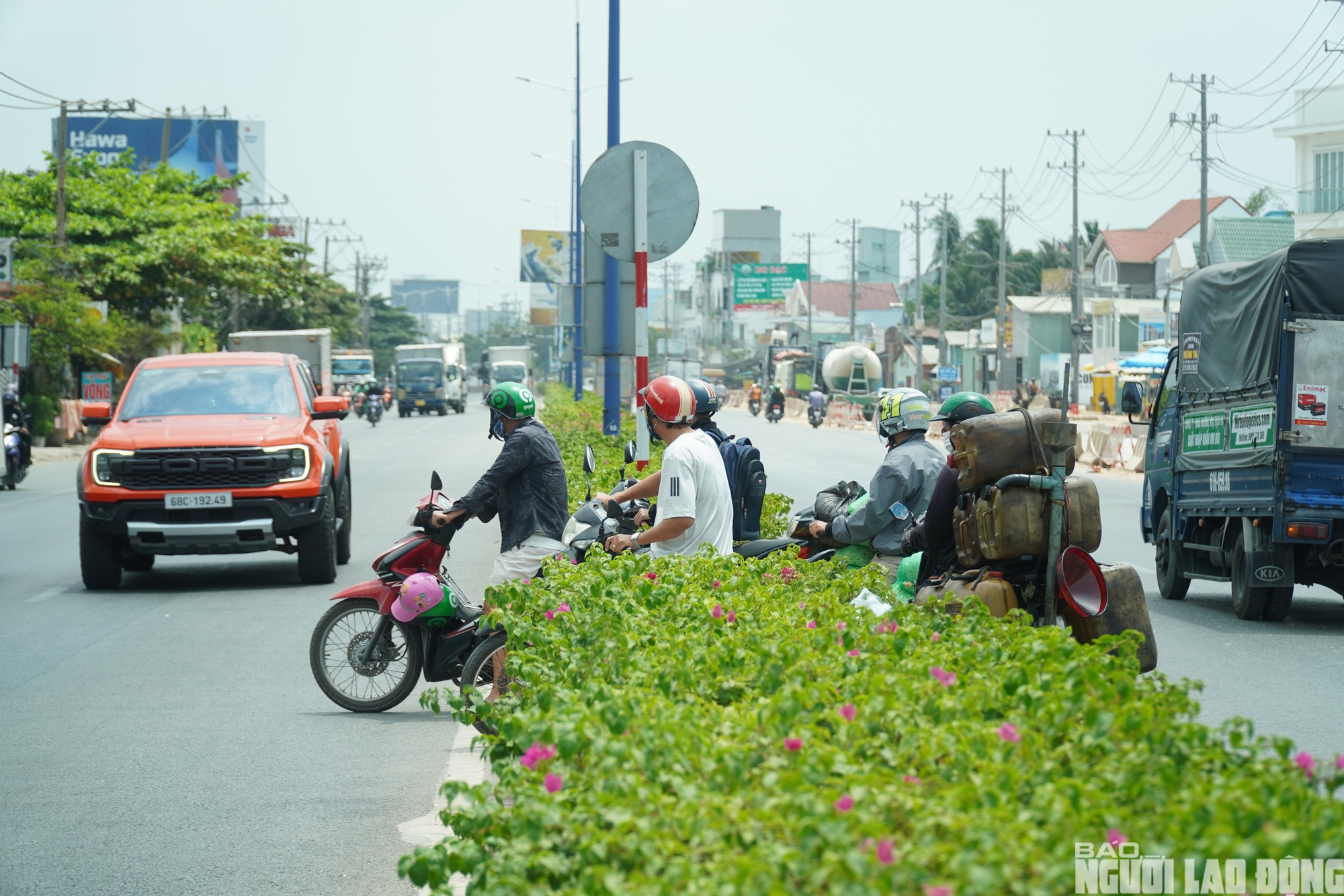 Giao th&ocirc;ng L&aacute;i Thi&ecirc;u TPHCM hỗn loạn , nguy cơ tai nạn gia tăng năm 2026 - Ảnh 6.