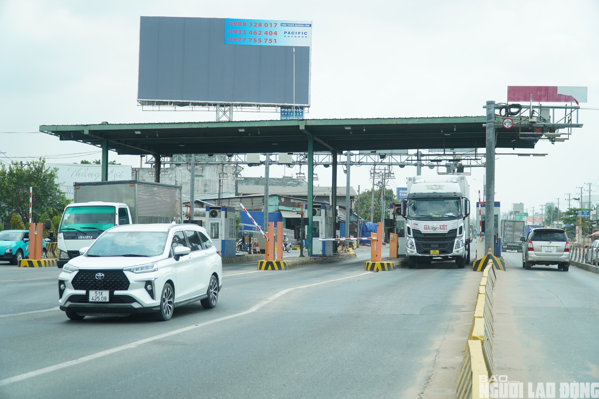 Giao th&ocirc;ng L&aacute;i Thi&ecirc;u TPHCM hỗn loạn , nguy cơ tai nạn gia tăng năm 2026 - Ảnh 12.