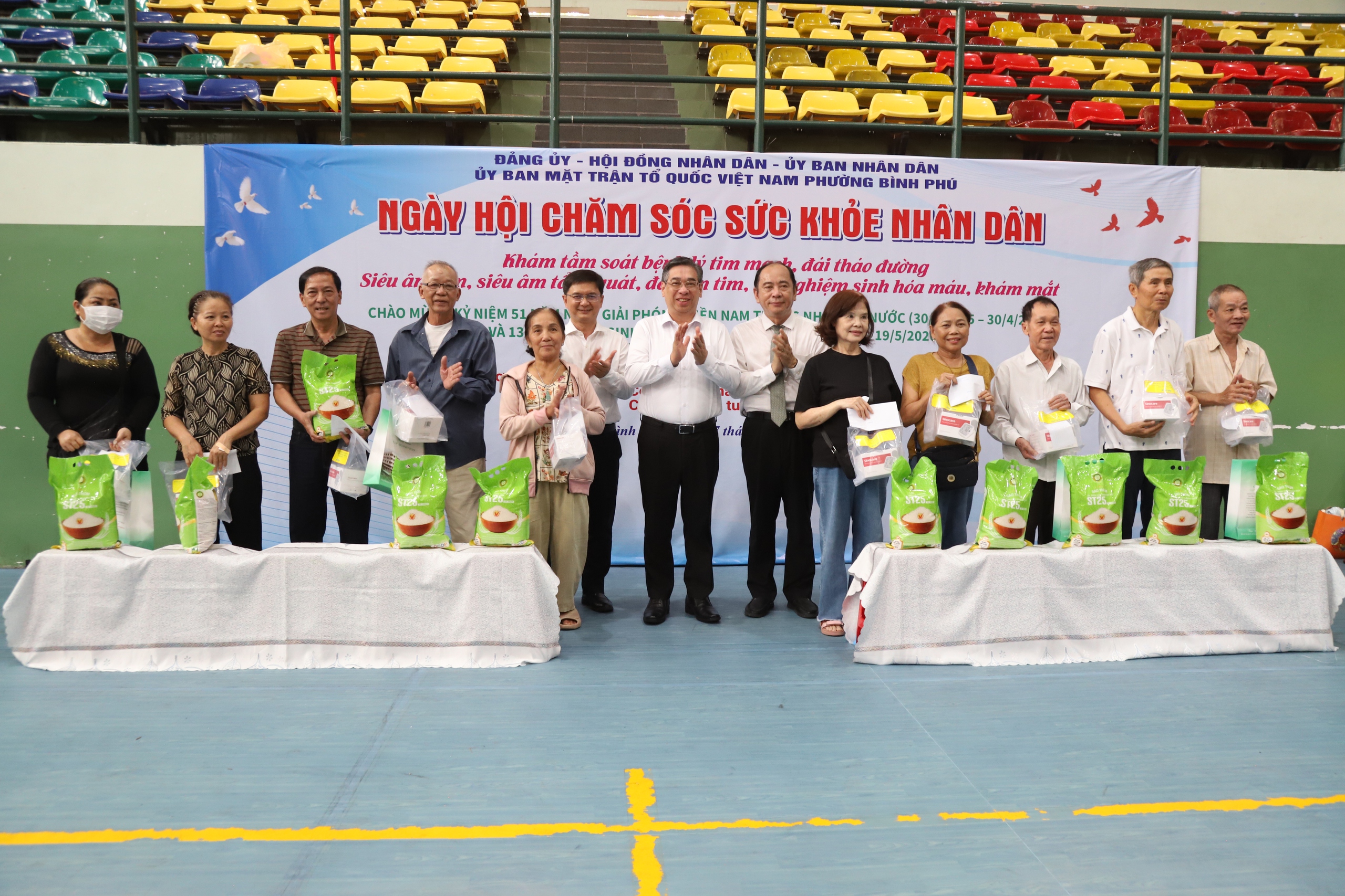 Ra quân chương trình khám sức khỏe quy mô lớn cho người dân TPHCM - Ảnh 2.