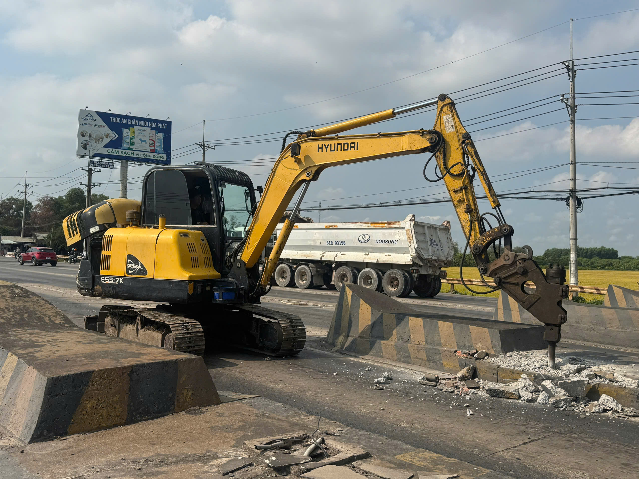 Tháo dỡ trạm thu phí trên Quốc lộ 51: Bước tiến mới cho giao thông Đồng Nai - TPHCM - Ảnh 7.