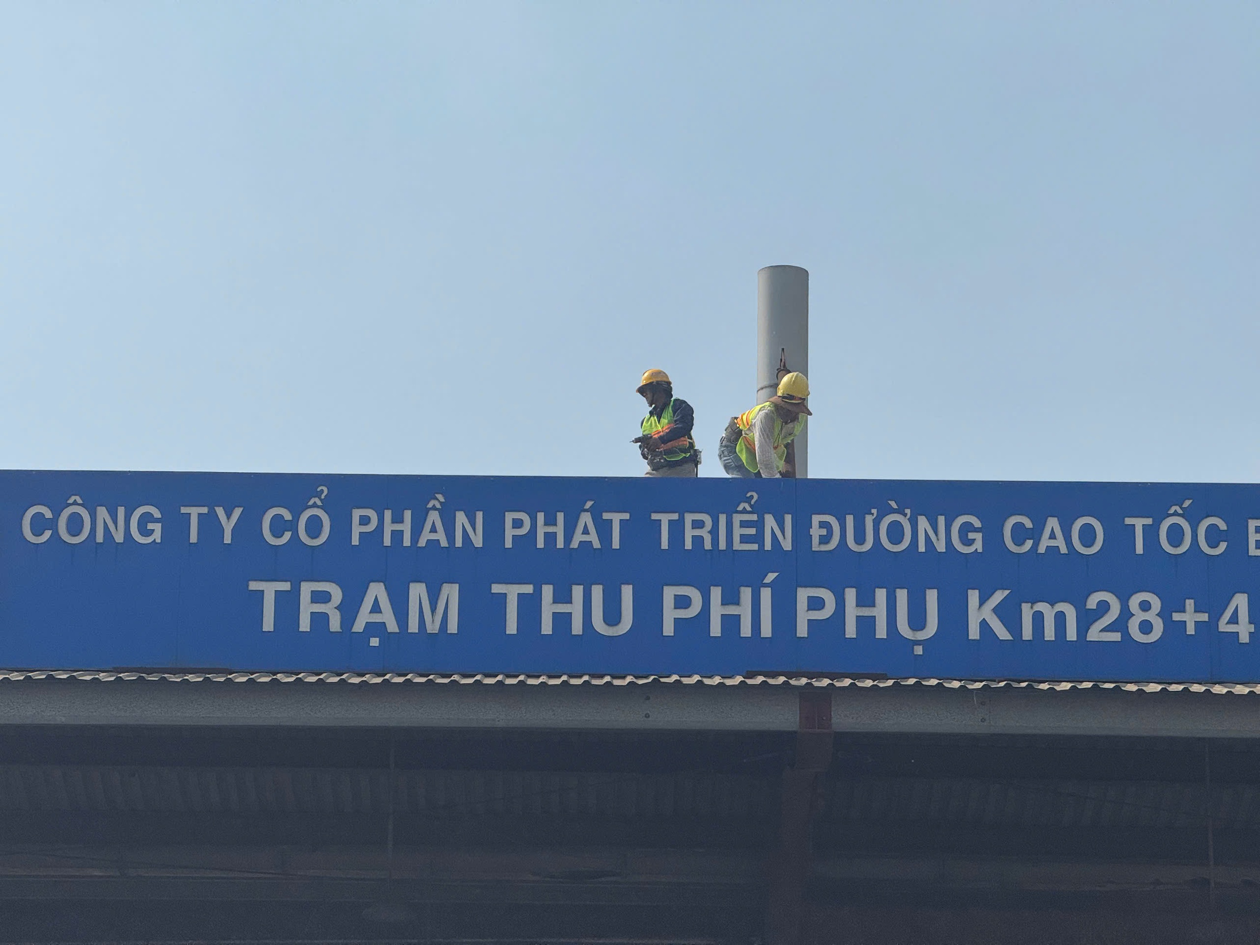 Tháo dỡ trạm thu phí trên Quốc lộ 51: Bước tiến mới cho giao thông Đồng Nai - TPHCM - Ảnh 16.