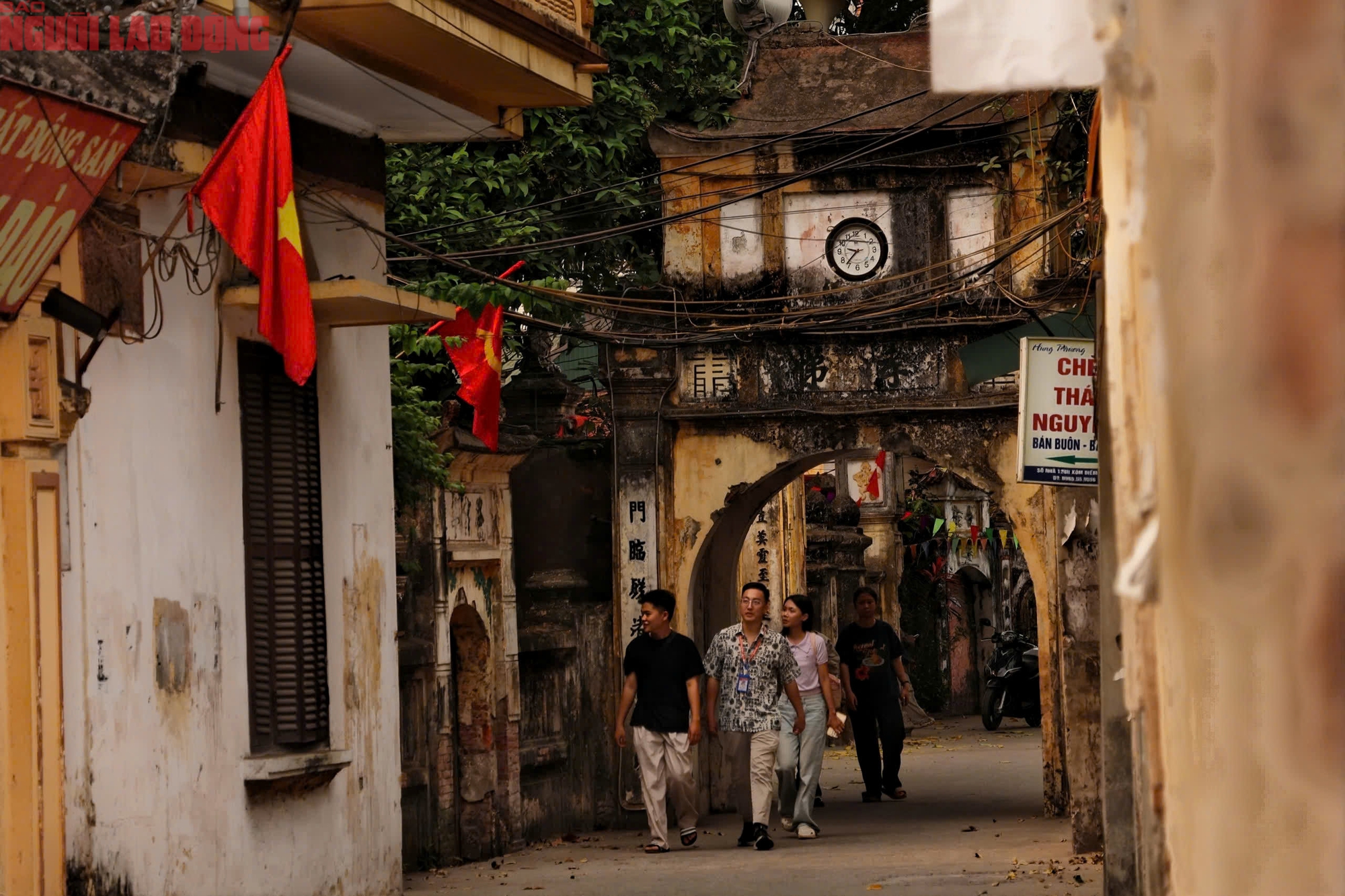 VIDEO: L&agrave;ng Cự Đ&agrave; - giữ hồn l&agrave;ng cổ qua những sợi miến dong truyền thống - Ảnh 2.