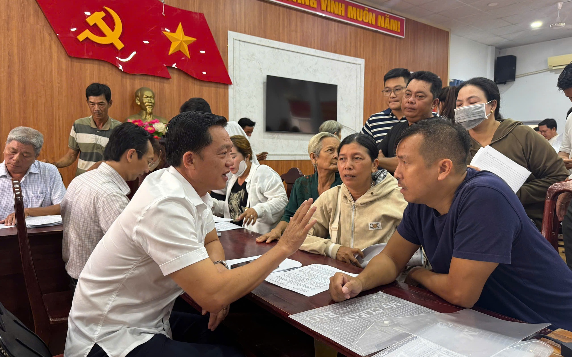 B&iacute; thư đặc khu Ph&uacute; Quốc chỉ đạo quyết liệt giải ph&oacute;ng mặt bằng cho APEC 2027 - Ảnh 2.