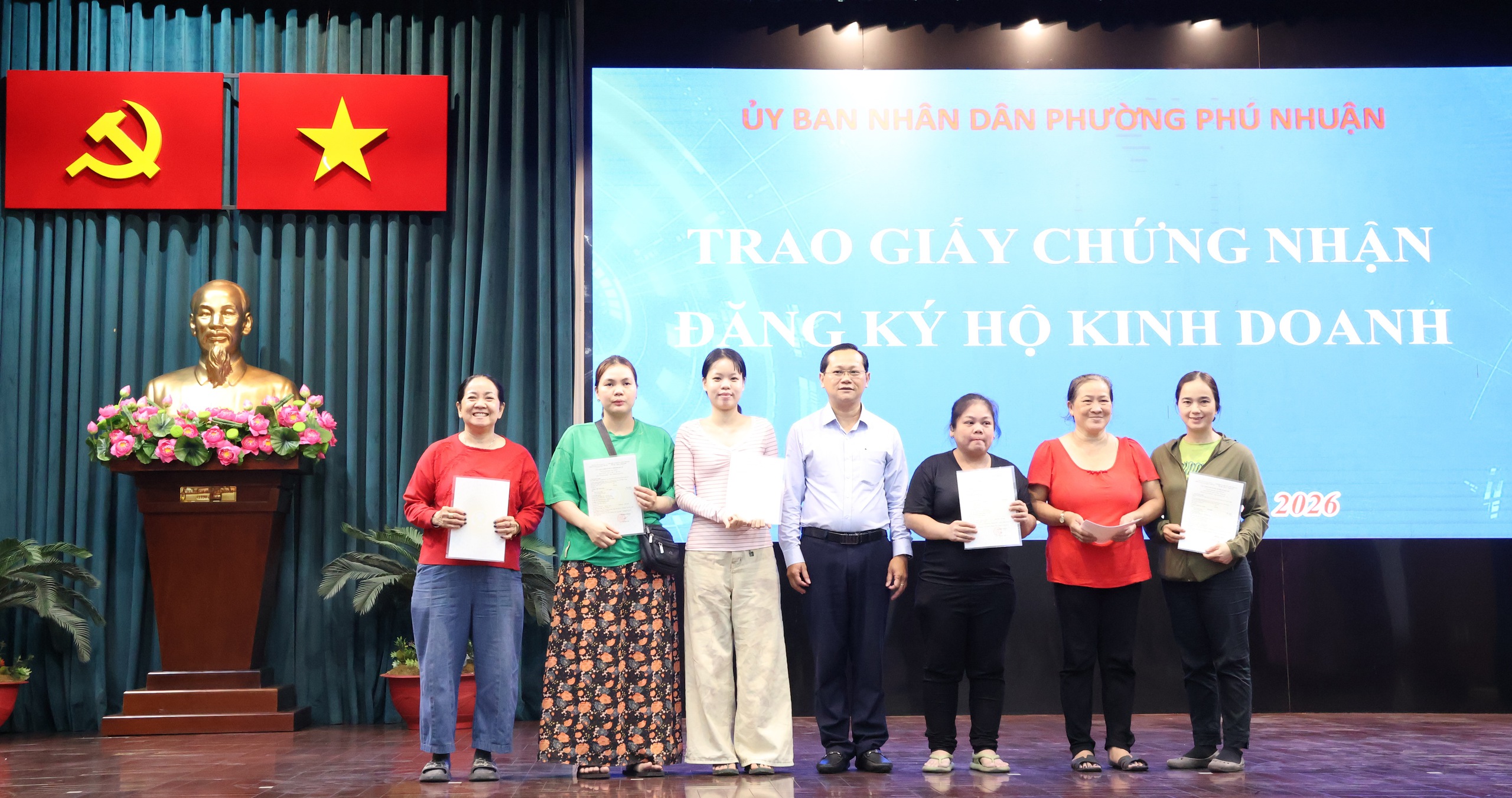 Phường Ph&uacute; Nhuận n&acirc;ng cao thủ tục đăng k&yacute; hộ kinh doanh nhanh ch&oacute;ng năm 202 - Ảnh 6.