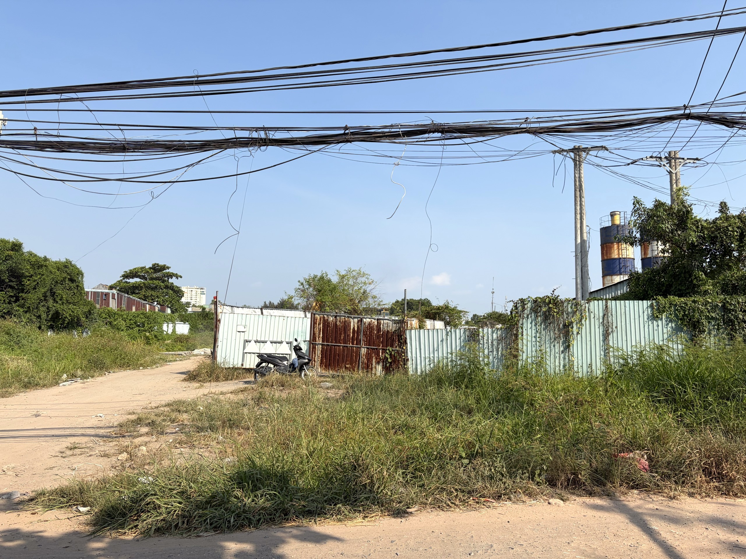 Đoạn 3 V&agrave;nh đai 2 TPHCM: Sắp xong mặt bằng, chờ nguồn vốn - Ảnh 1.