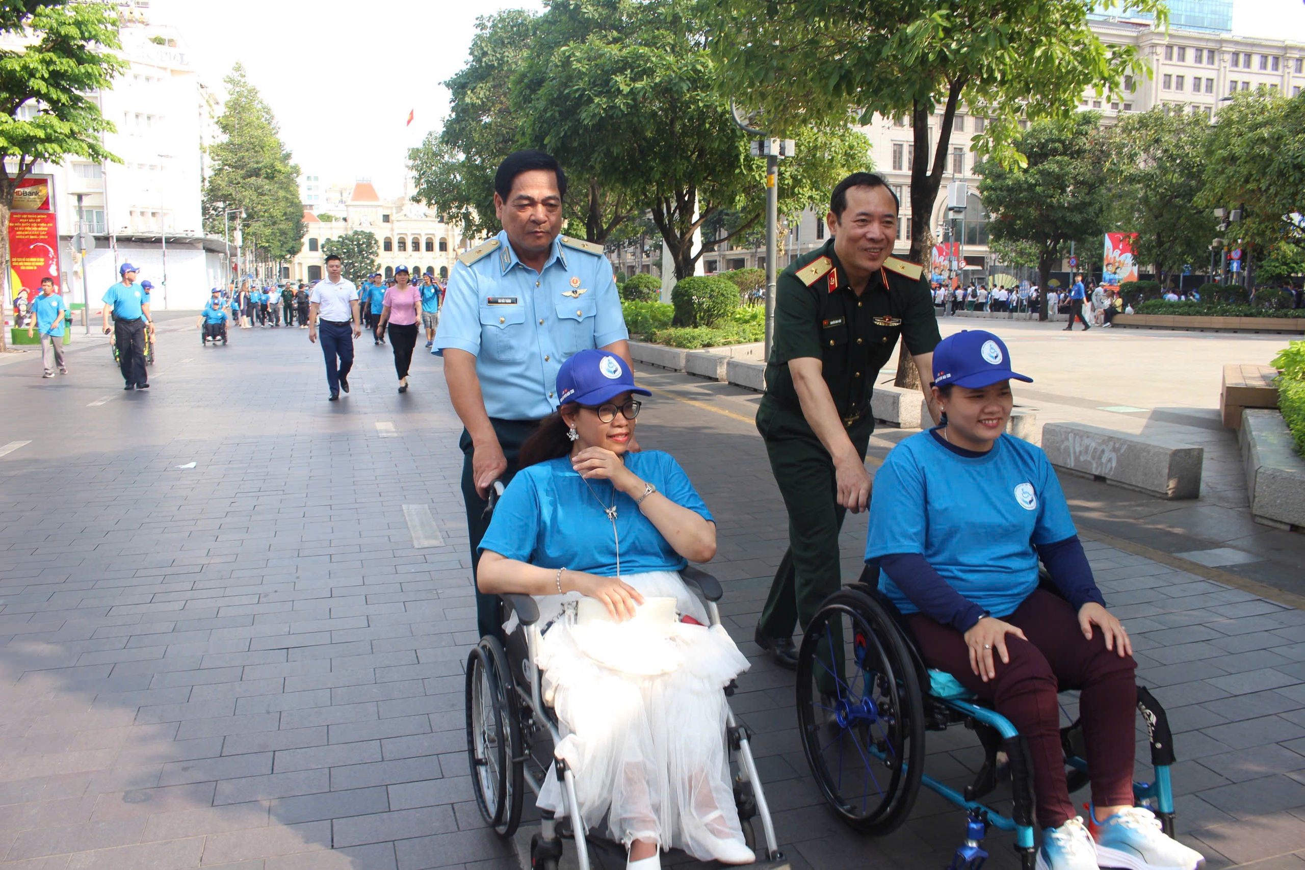 Hơn 1.300 người tham gia Ngày Người khuyết tật Việt Nam tại phố đi bộ Nguyễn Huệ  - Ảnh 12.