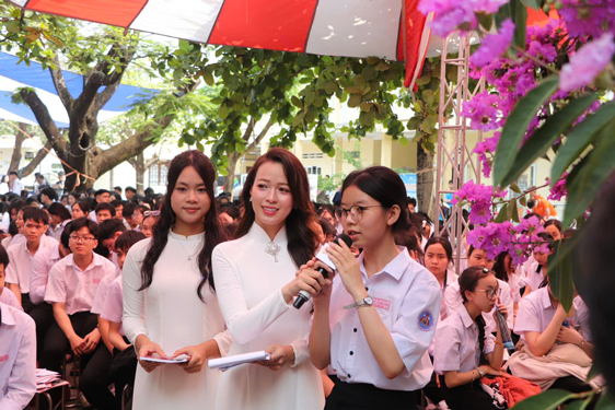 "ĐƯA TRƯỜNG HỌC ĐẾN TH&Iacute; SINH" LẦN THỨ 25, NĂM 2026: Ng&agrave;nh "hot" kh&ocirc;ng đồng nghĩa với th&agrave;nh c&ocirc;ng - Ảnh 2.