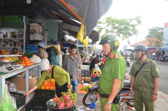 Khi chi bộ, đảng vi&ecirc;n gần d&acirc;n, s&aacute;t d&acirc;n - Ảnh 1.