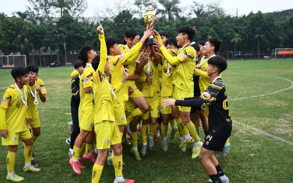 Festival quốc tế U14 Gia Lai 2026: B&oacute;ng đ&aacute; trẻ Việt Nam đ&atilde; kh&aacute;c - Ảnh 2.
