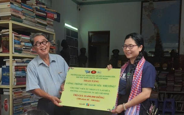 "Mở s&aacute;ch - Mở tương lai" đến học sinh tiểu học TPHCM - Ảnh 2.