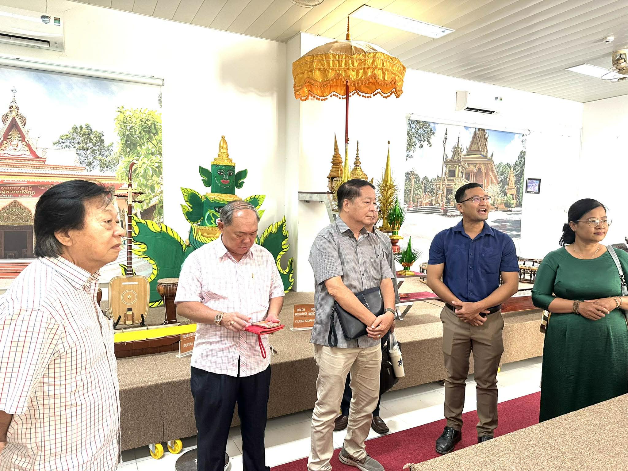 NSND Trần Ngọc Giàu kết nối học thuật và thực tiễn sân khấu gắn với không gian văn hóa Nam bộ - Ảnh 2.