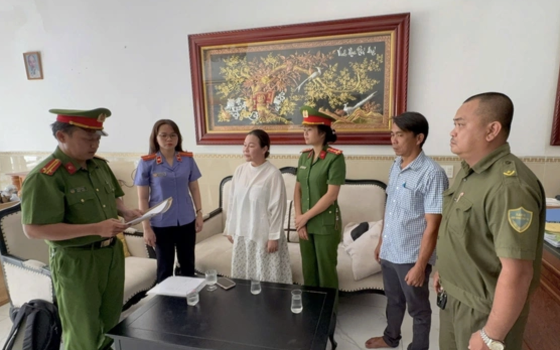 C&ocirc;ng an TPHCM triệt ph&aacute; chuy&ecirc;n &aacute;n b&iacute; số  VA726D, bắt 26 người - Ảnh 3.