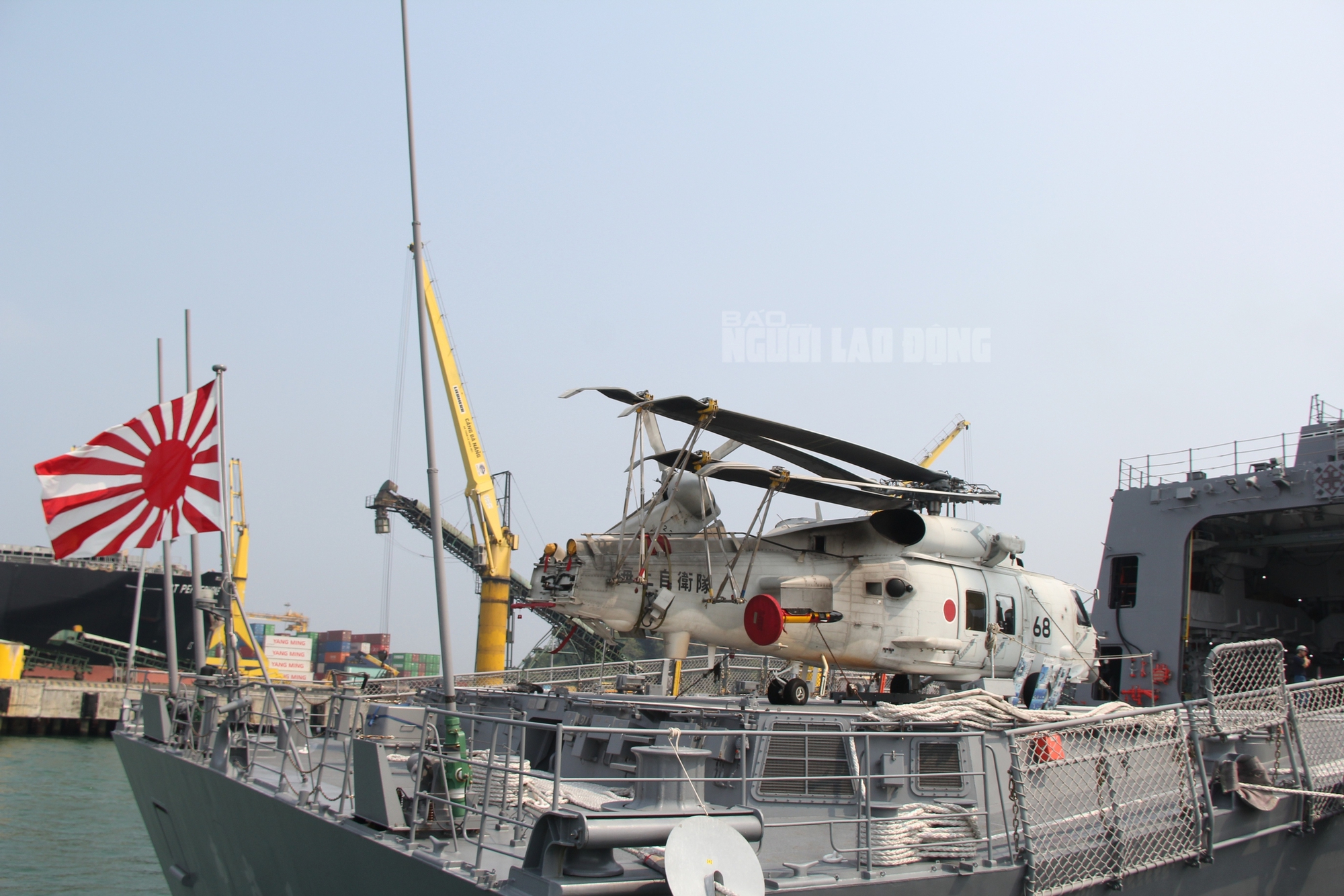 CLIP: Cận cảnh kh&iacute; t&agrave;i hiện đại b&ecirc;n trong t&agrave;u hộ vệ Asahi Nhật Bản - Ảnh 13.