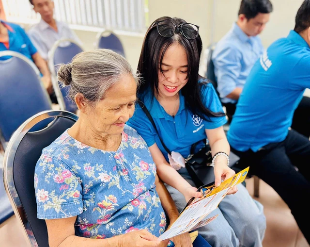 Chạnh l&ograve;ng lương hưu - Ảnh 1.