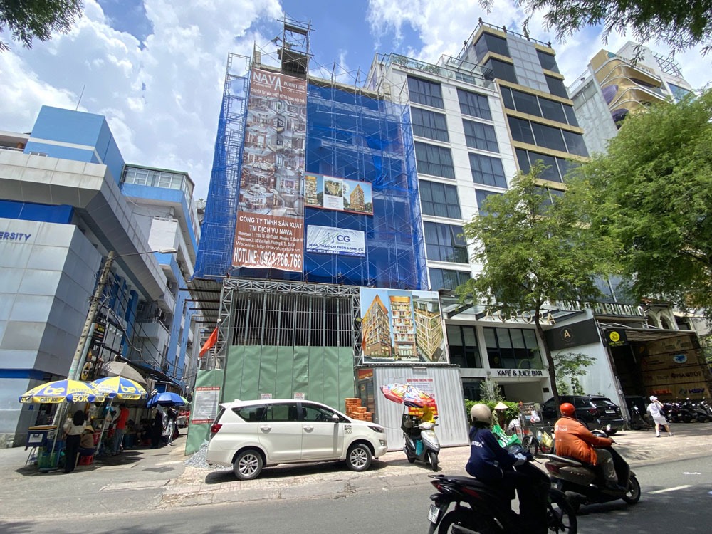 Báo in Người Lao Động 3-4: TP HCM sớm triển khai miễn phí xe buýt  - Ảnh 4.