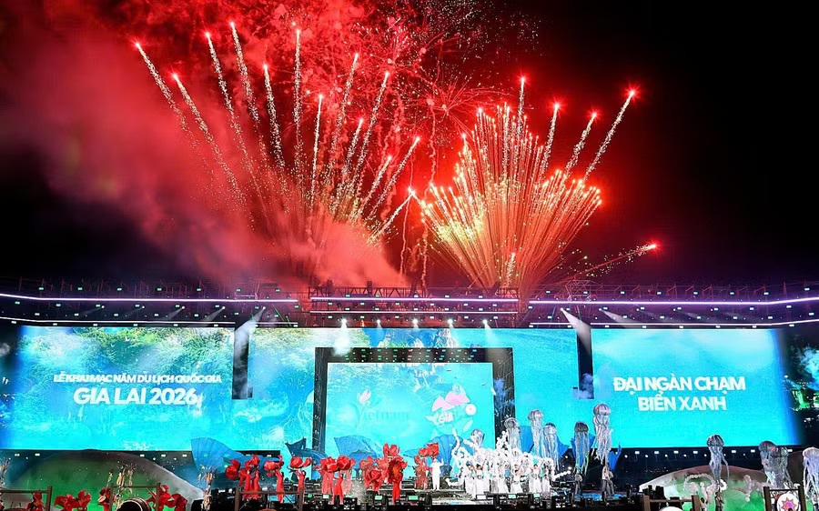 Độc đáo Lễ cúng rừng thu hút hàng ngàn người ở Gia Lai - Ảnh 2.