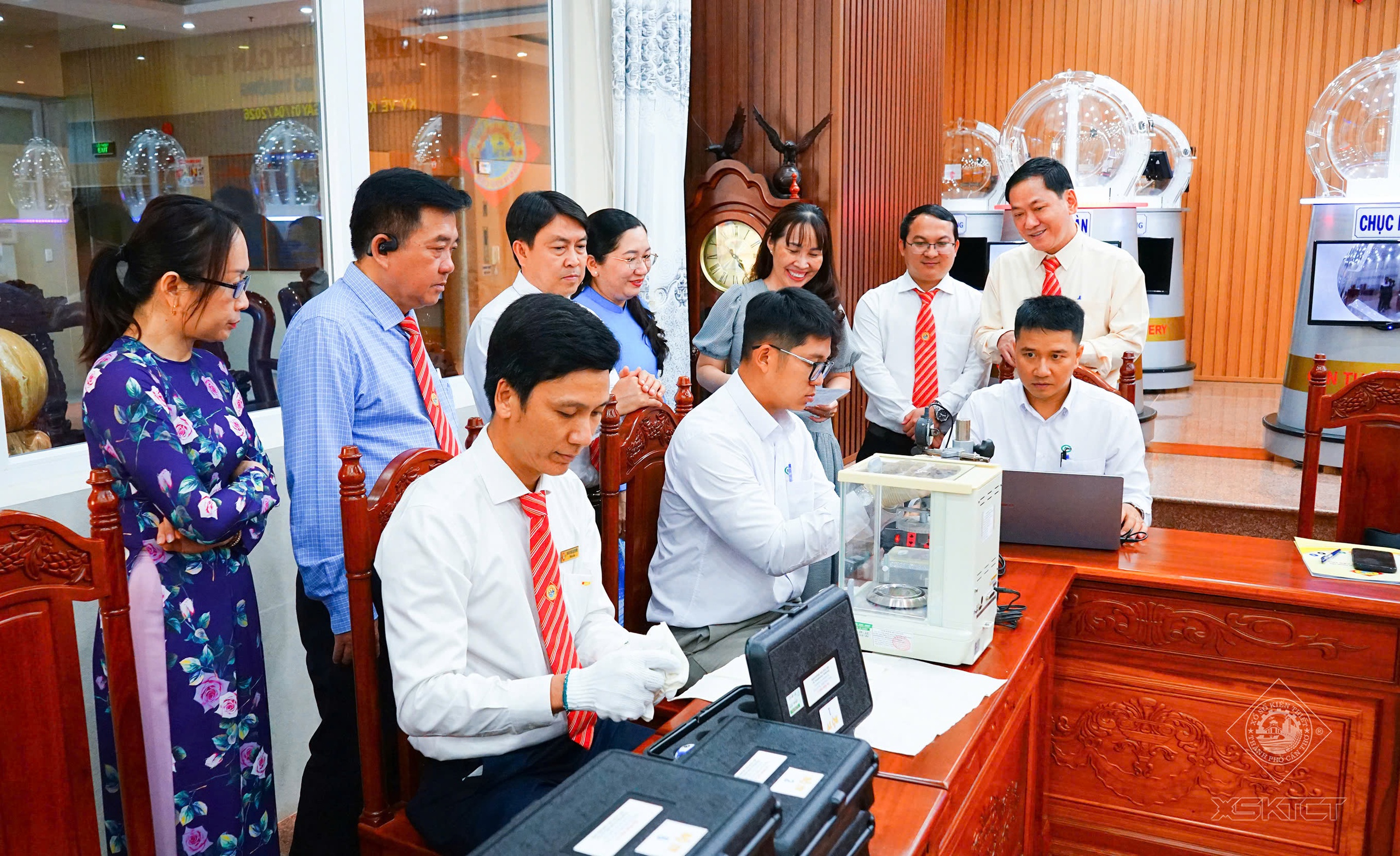 Kiểm tra banh xổ số Cần Thơ: Đảm bảo tính minh bạch trong kinh doanh xổ số 2026 - Ảnh 6.