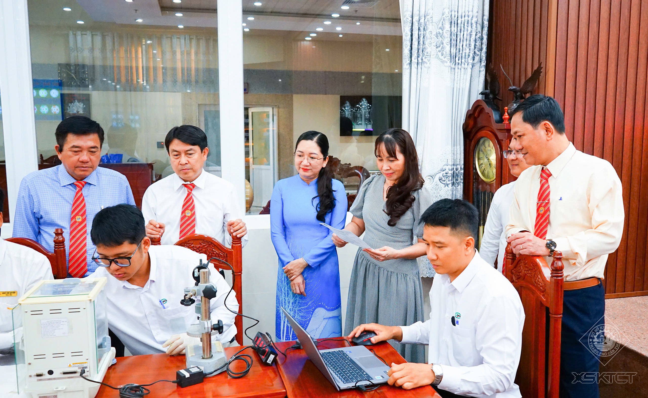 Kiểm tra banh xổ số Cần Thơ: Đảm bảo tính minh bạch trong kinh doanh xổ số 2026 - Ảnh 7.