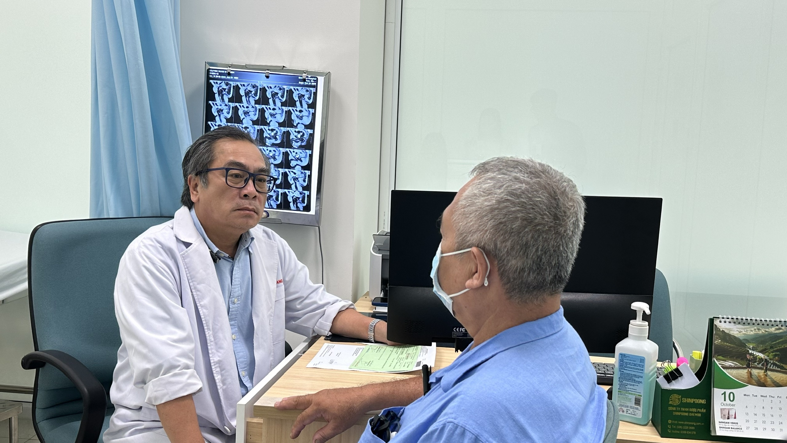 Bệnh viện Bình Dân tầm soát miễn phí ung thư tuyến tiền liệt cho 1.000 người - Ảnh 1.