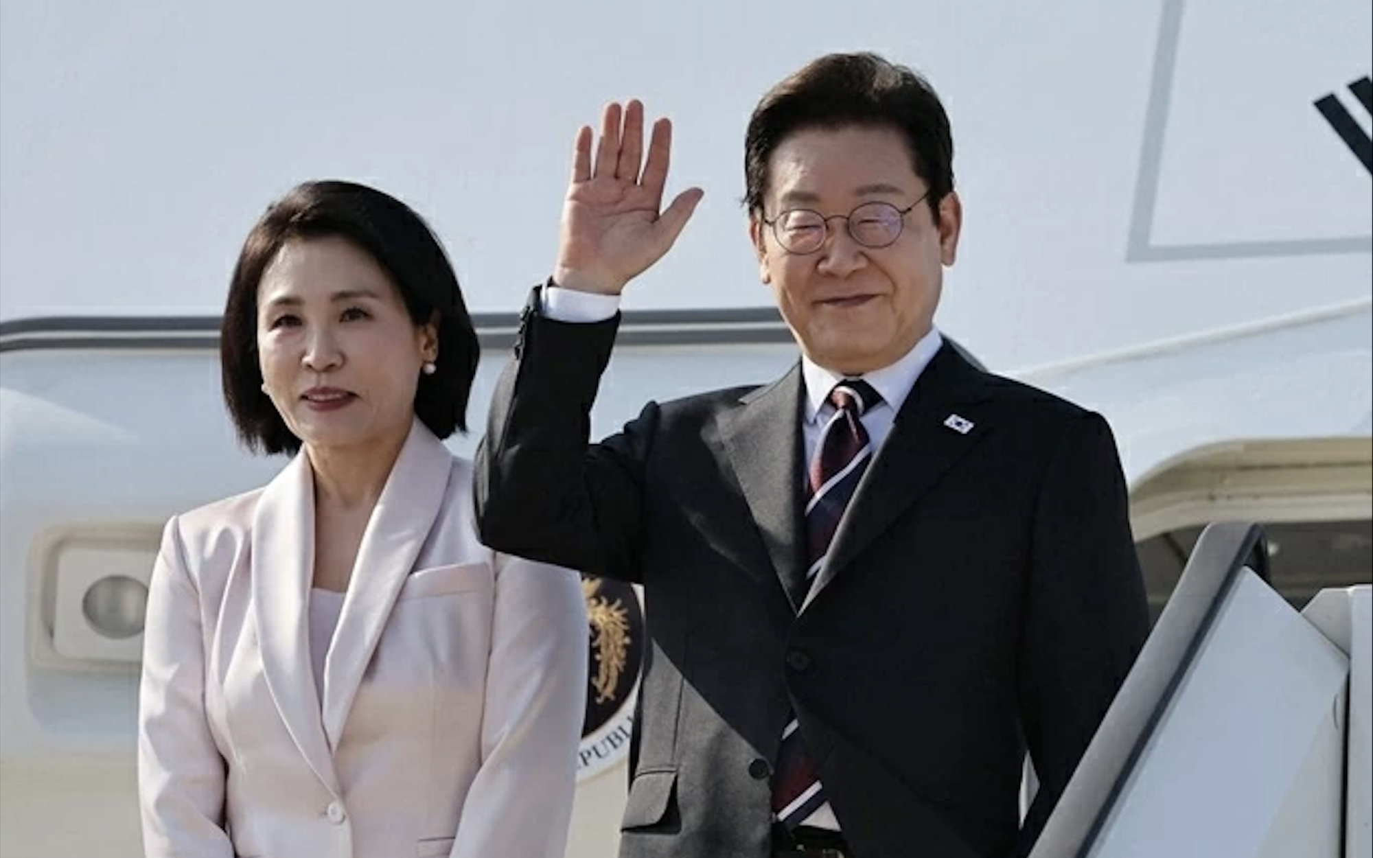 Tổng thống H&agrave;n Quốc Lee Jae Myung đến H&agrave; Nội - Ảnh 2.