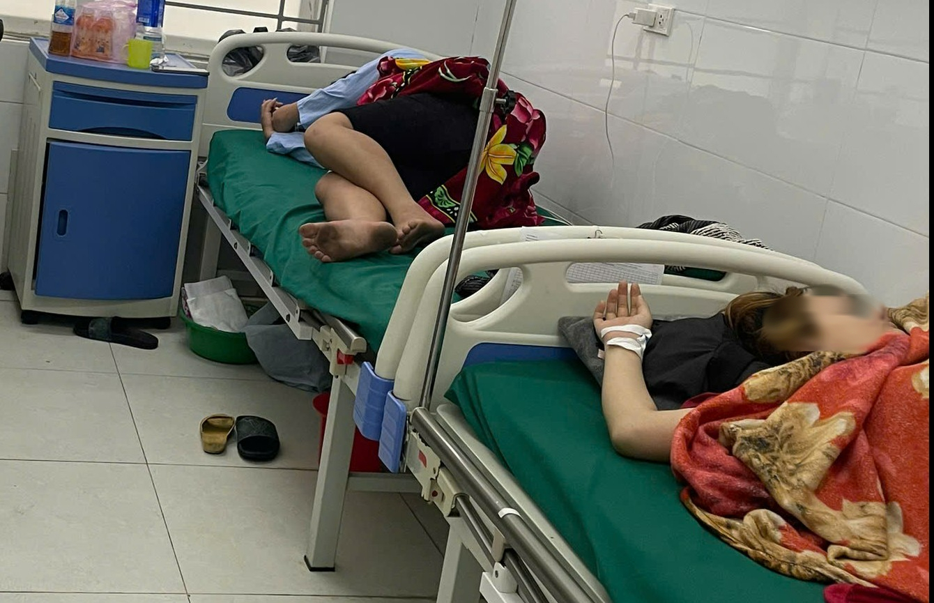 Kêu gọi người từng ăn bánh mì tại quán Sơn Quỳnh theo dõi sức khỏe - Ảnh 1.