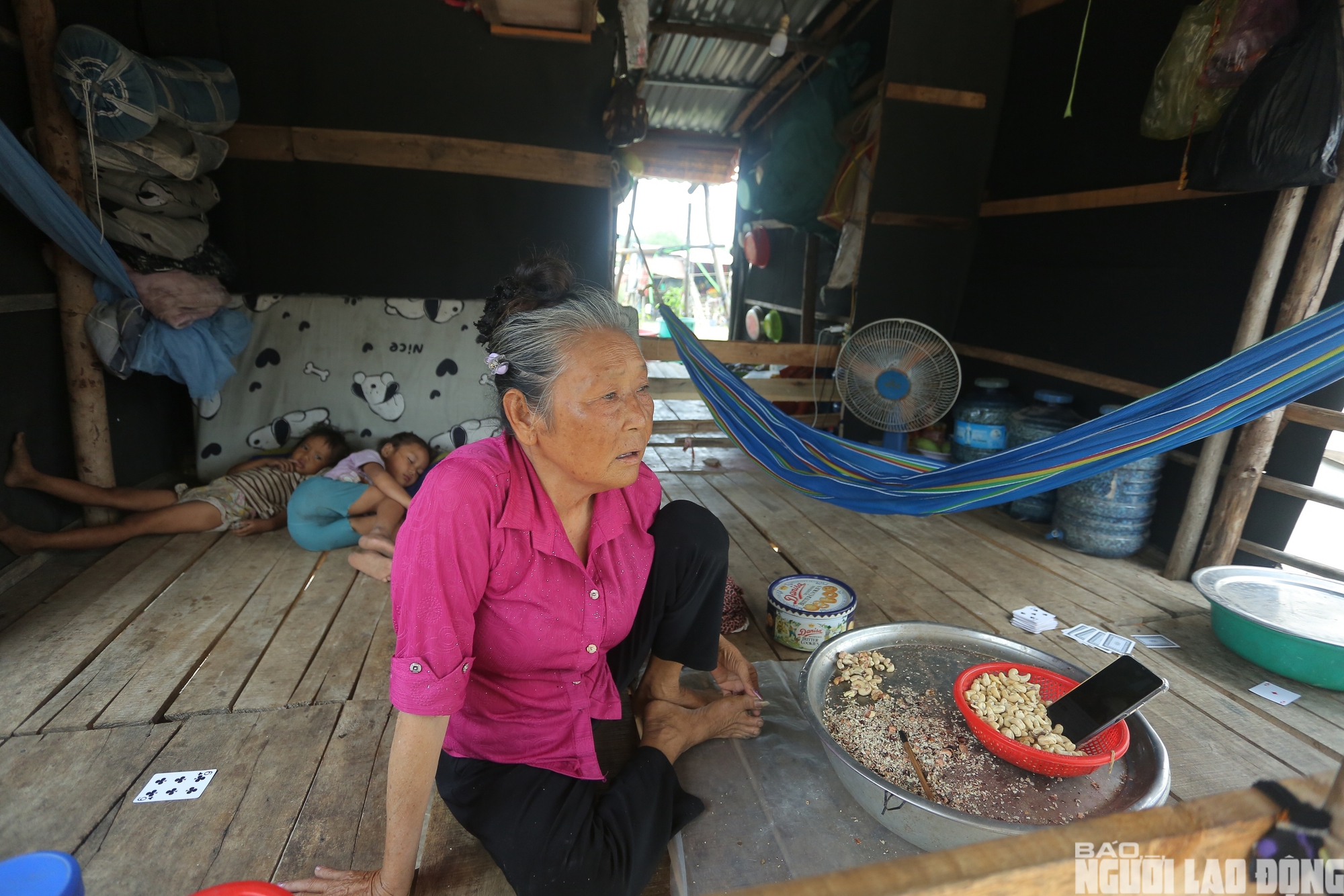 Chật vật mưu sinh ở x&oacute;m Việt kiều ven hồ Dầu Tiếng 2026 - Ảnh 11.