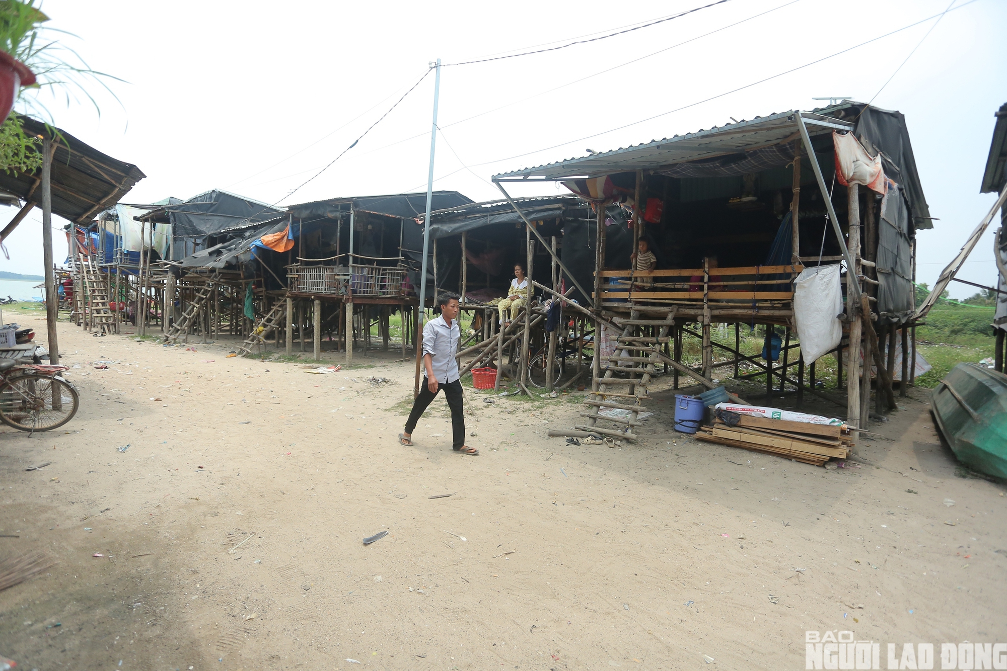 Chật vật mưu sinh ở x&oacute;m Việt kiều ven hồ Dầu Tiếng 2026 - Ảnh 14.