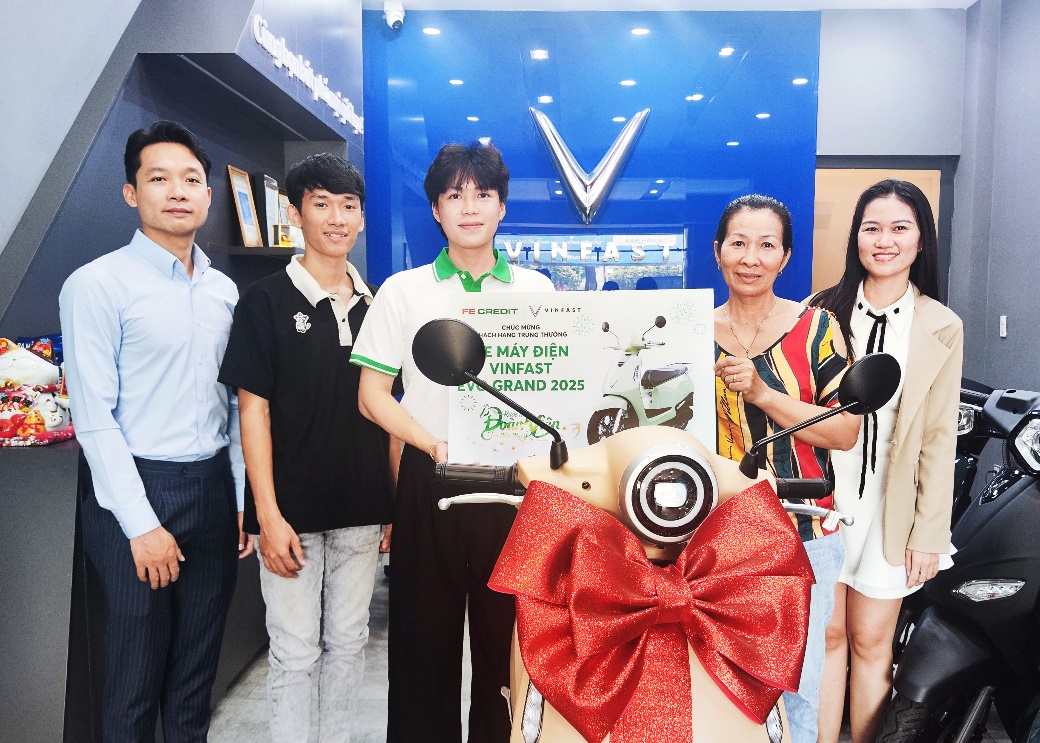 FE CREDIT: Hành trình đồng hành tài chính và lan tỏa niềm vui thiết thực - Ảnh 2.