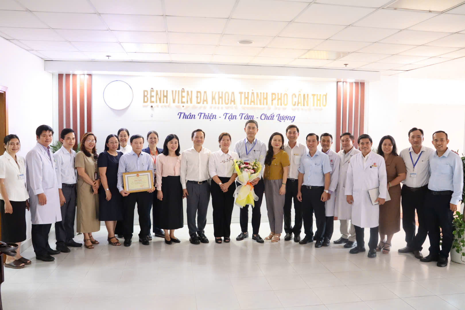 Bệnh viện Đa khoa TP Cần Thơ thành công ca ghép thận đầu tiên năm 2026 - Ảnh 5.