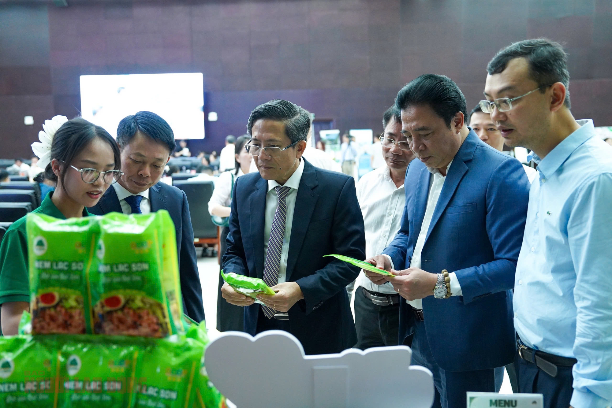 Đ&agrave; Nẵng th&uacute;c đẩy chuyển đổi xanh, hướng tới đ&ocirc; thị sinh th&aacute;i, th&ocirc;ng minh - Ảnh 2.