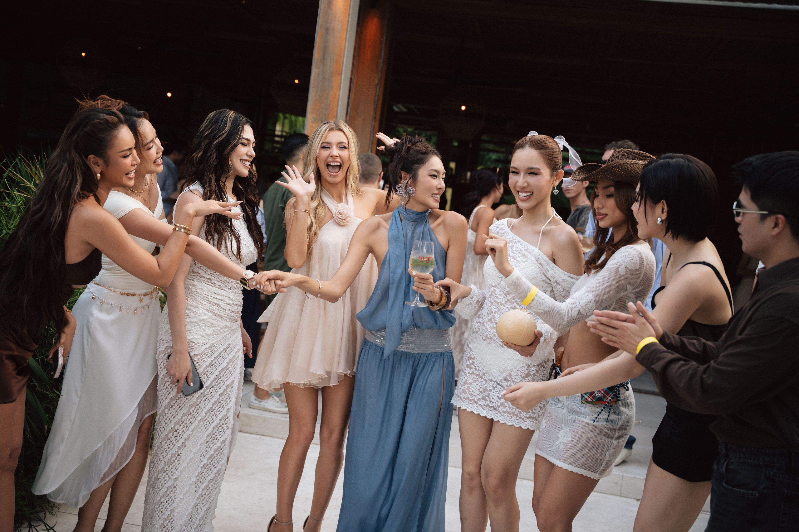 Chất lượng như hội bạn thân của Thảo Nhi Lê  - Ảnh 1.