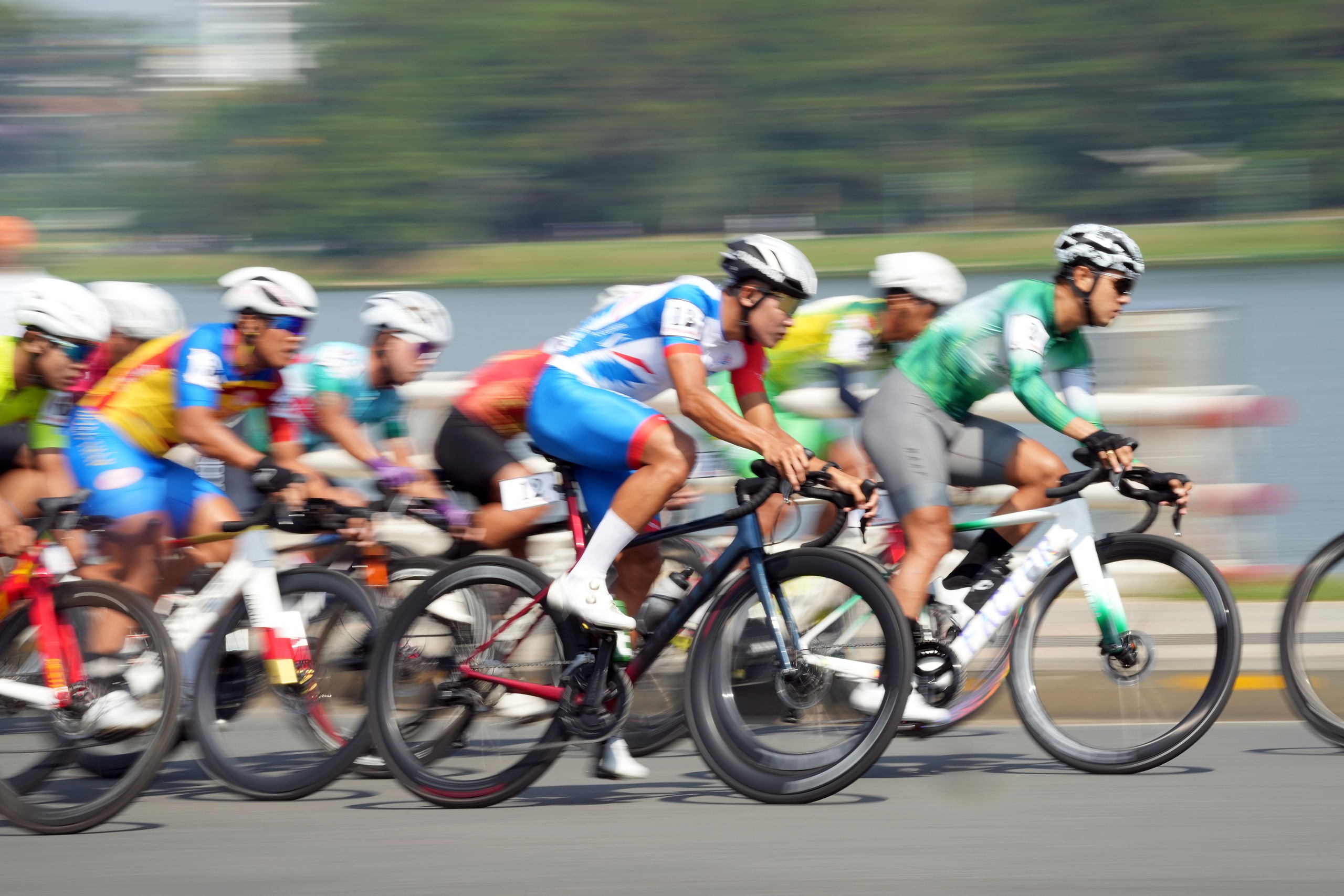 C&uacute;p truyền h&igrave;nh: Tay đua Thanh H&oacute;a thắng v&ograve;ng hồ Xu&acirc;n Hương - Ảnh 3.