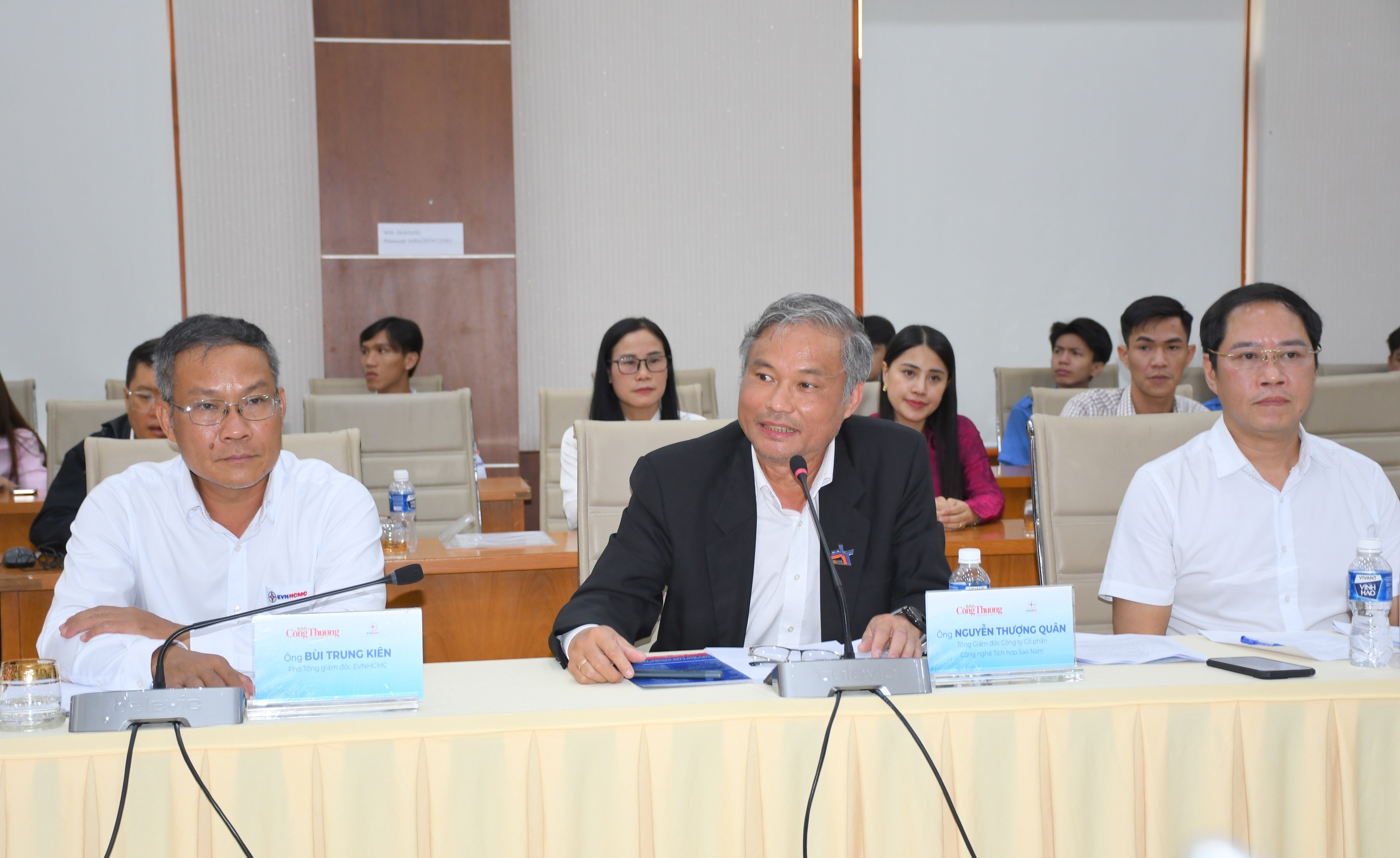 Kinh nghiệm đầu tư điện mặt trời mái nhà cho hộ gia đình tài chính hạn chế - Ảnh 2.