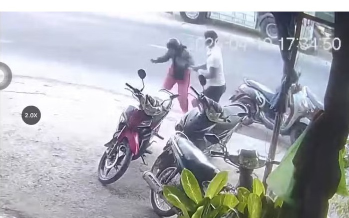 H&igrave;nh ảnh người phụ nữ bị ch&eacute;m d&atilde; man ở Quy Nhơn g&acirc;y &ldquo;b&atilde;o&rdquo; mạng x&atilde; hội - Ảnh 2.