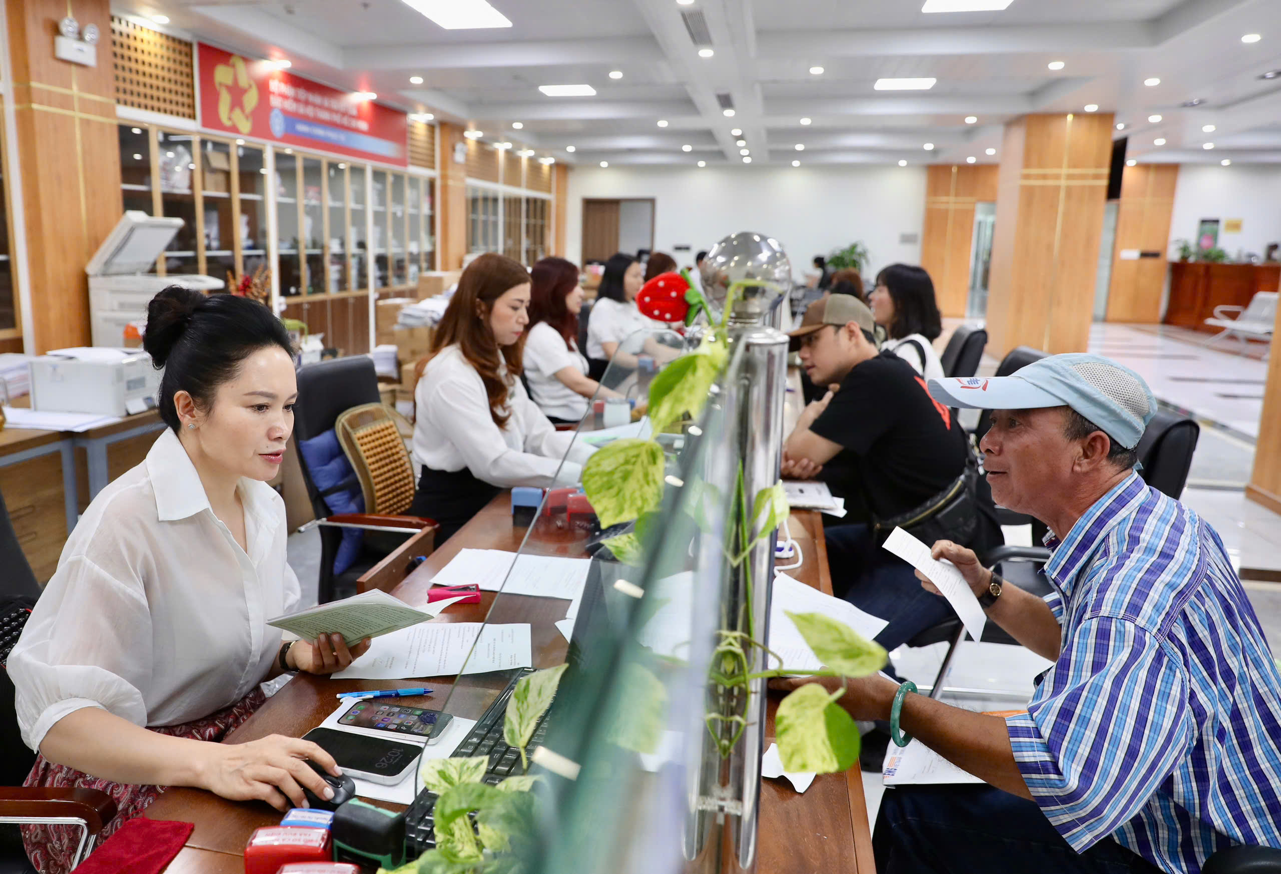 Doanh nghiệp nợ BHXH: Chốt sổ thế nào để không “trắng tay”? - Ảnh 2.