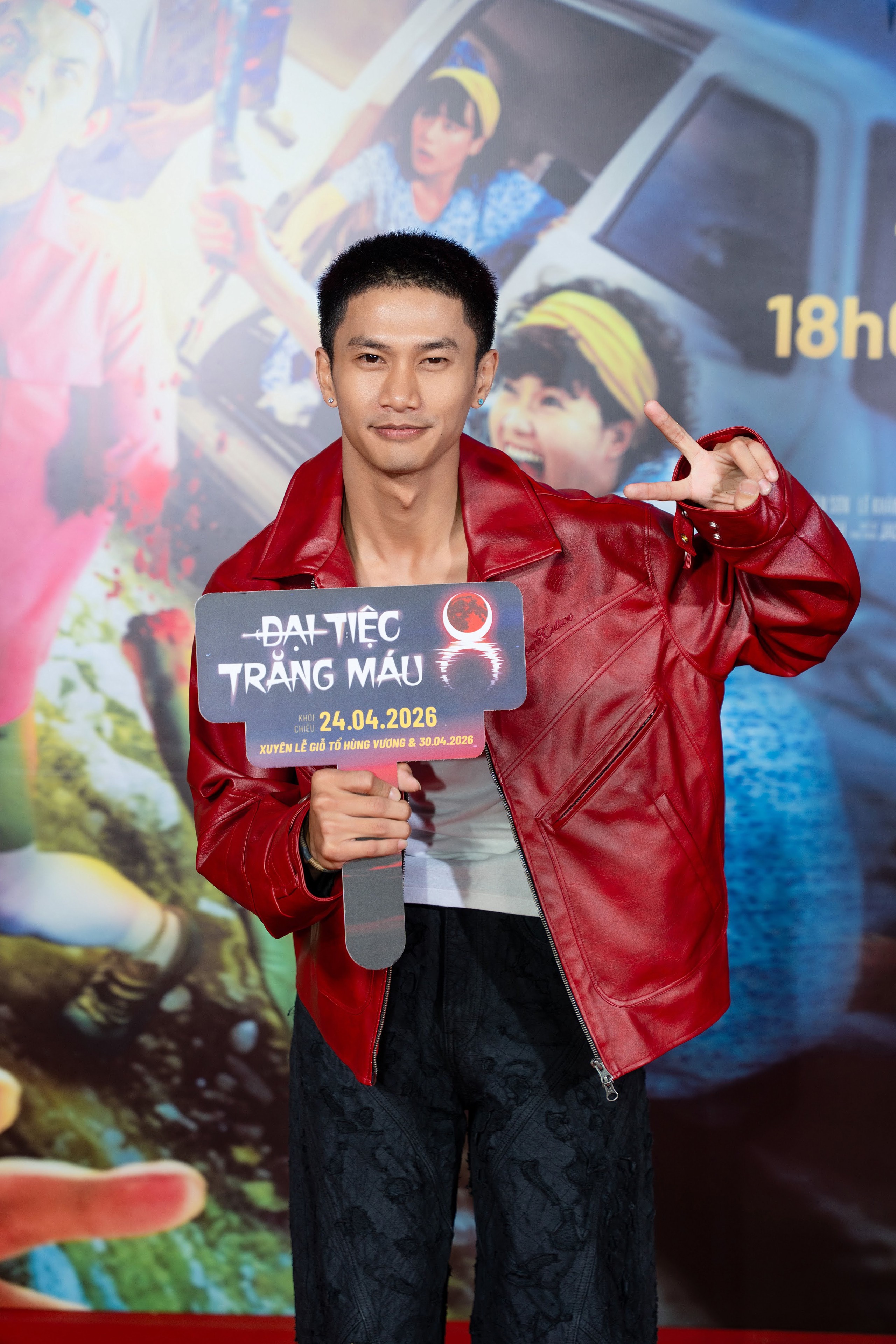 Vợ chồng Việt Hương, Tuấn Trần, Quách Ngọc Ngoan ủng hộ Liên Bỉnh Phát - Ảnh 10.