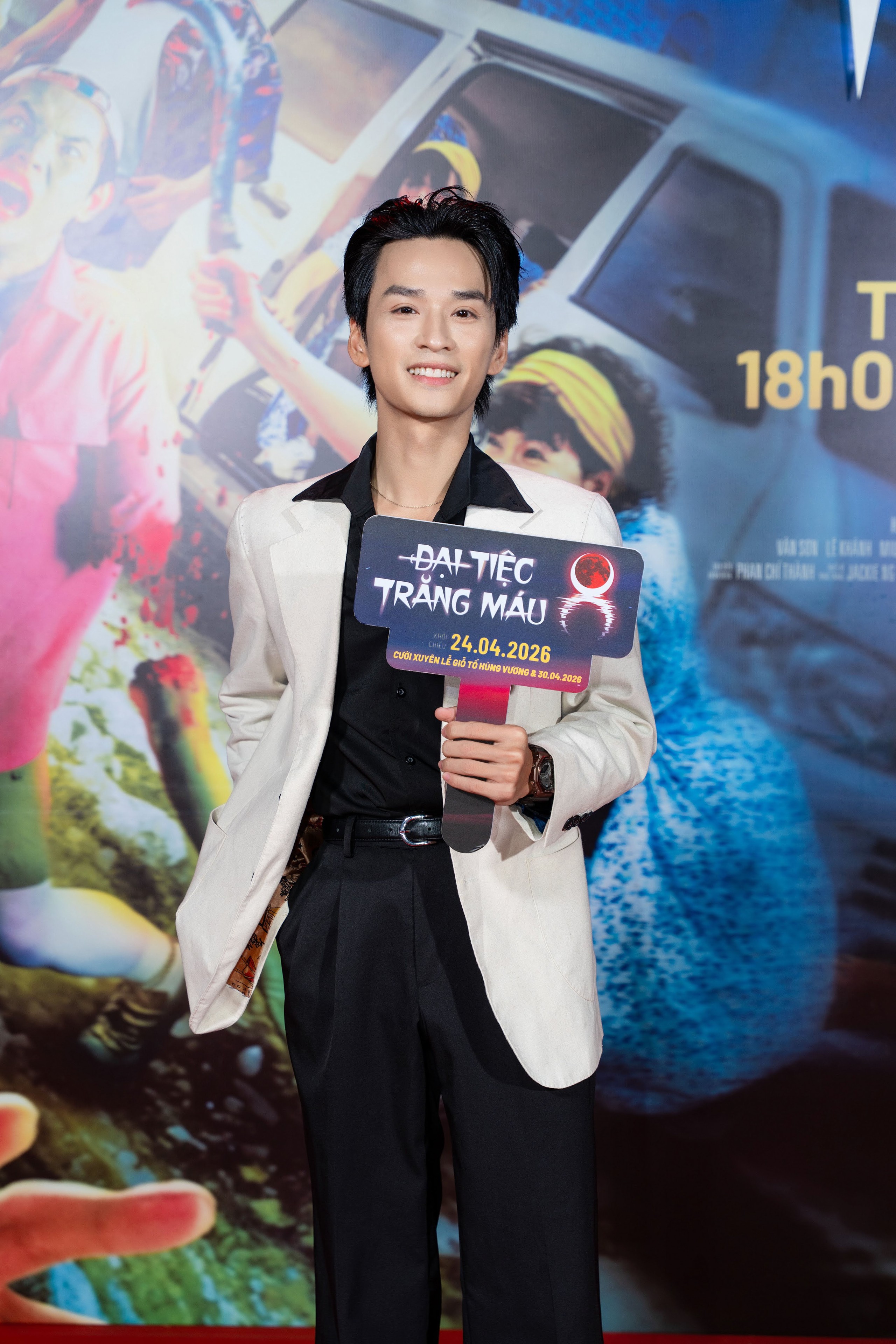 Vợ chồng Việt Hương, Tuấn Trần, Quách Ngọc Ngoan ủng hộ Liên Bỉnh Phát - Ảnh 13.