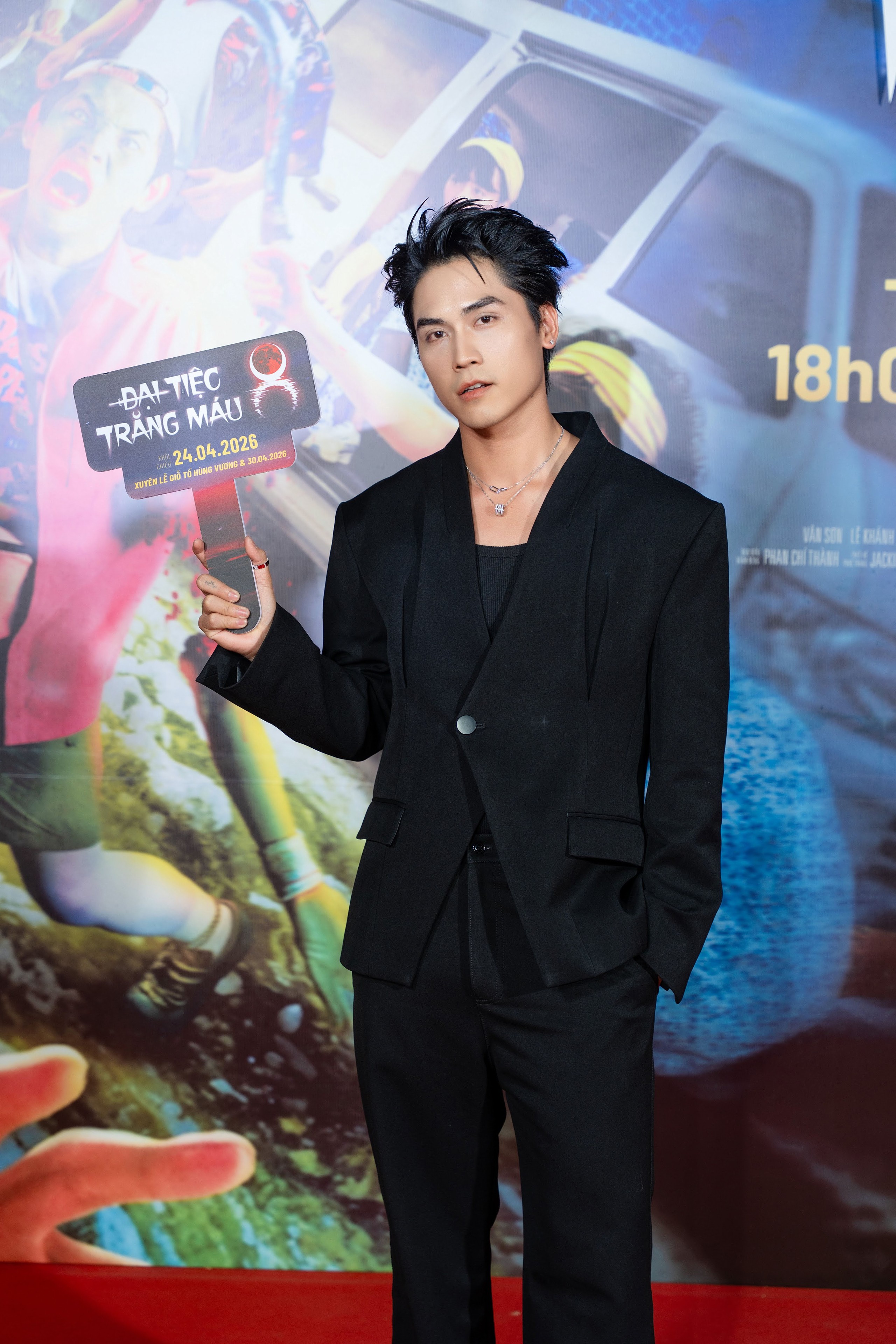 Vợ chồng Việt Hương, Tuấn Trần, Quách Ngọc Ngoan ủng hộ Liên Bỉnh Phát - Ảnh 12.