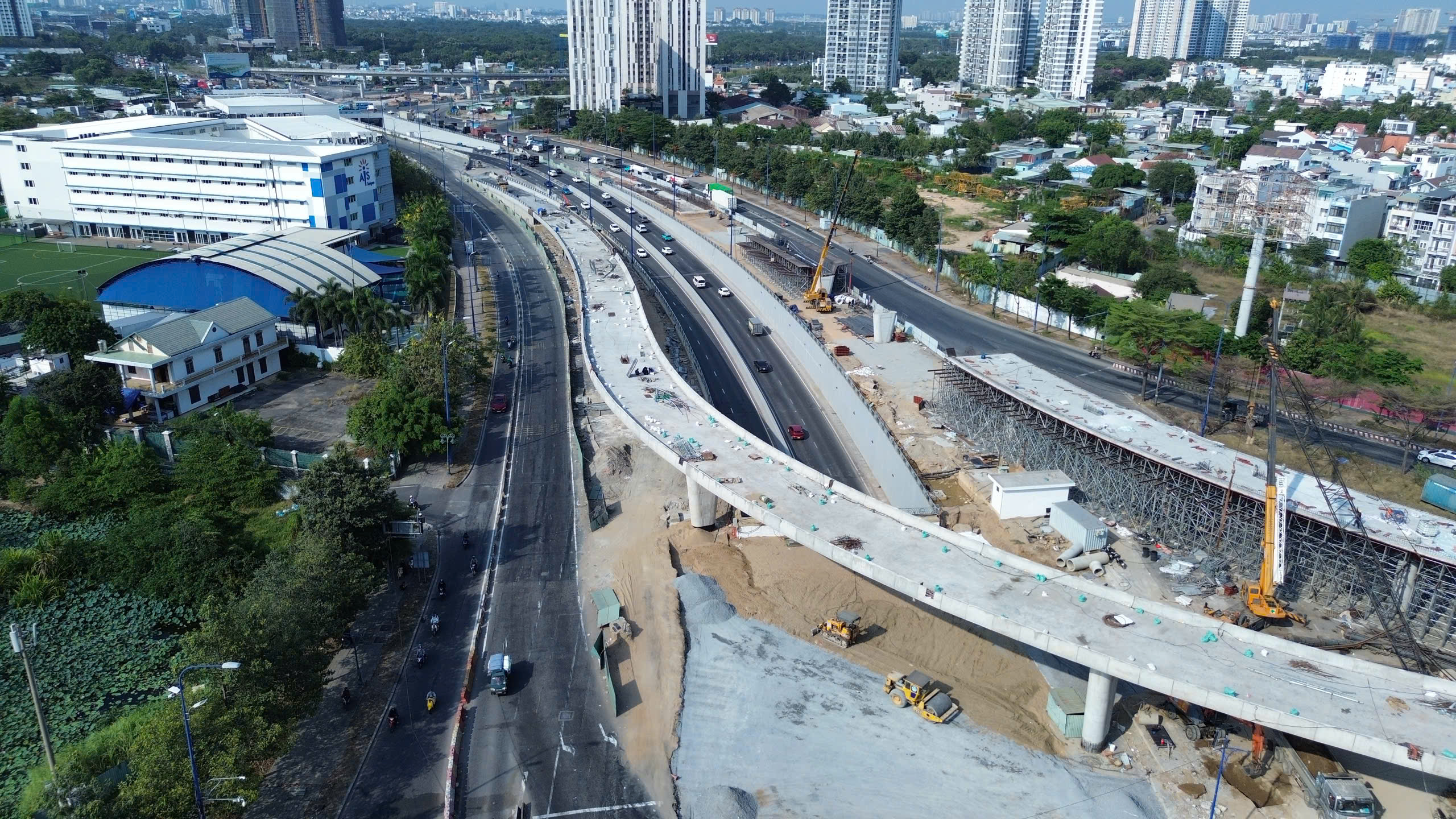 Hạng mục lớn thứ 4 nút giao An Phú về đích dịp 30-4 - Ảnh 2.