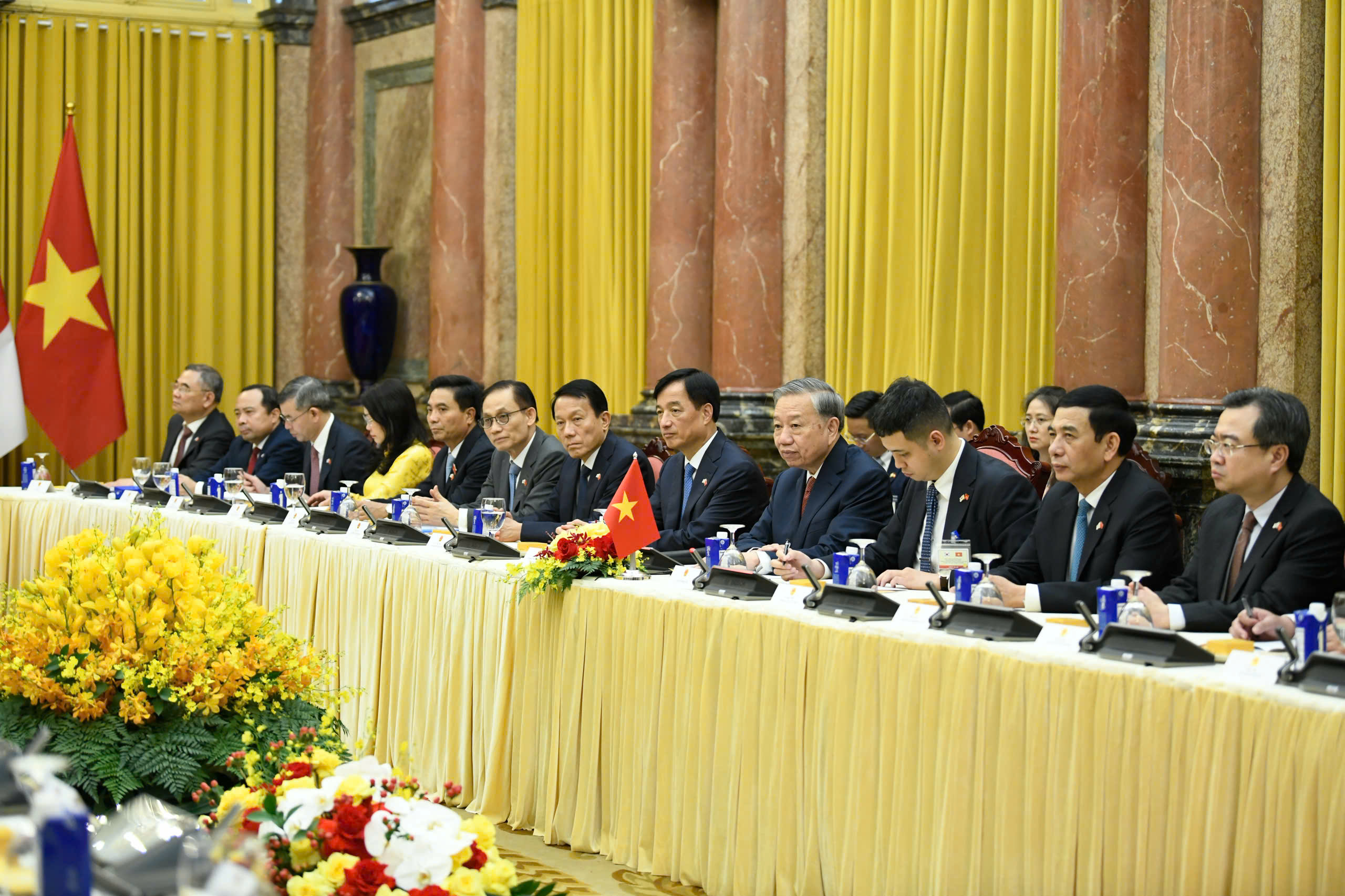 Tổng B&iacute; thư, Chủ tịch nước T&ocirc; L&acirc;m hội đ&agrave;m với Tổng thống H&agrave;n Quốc - Ảnh 6.