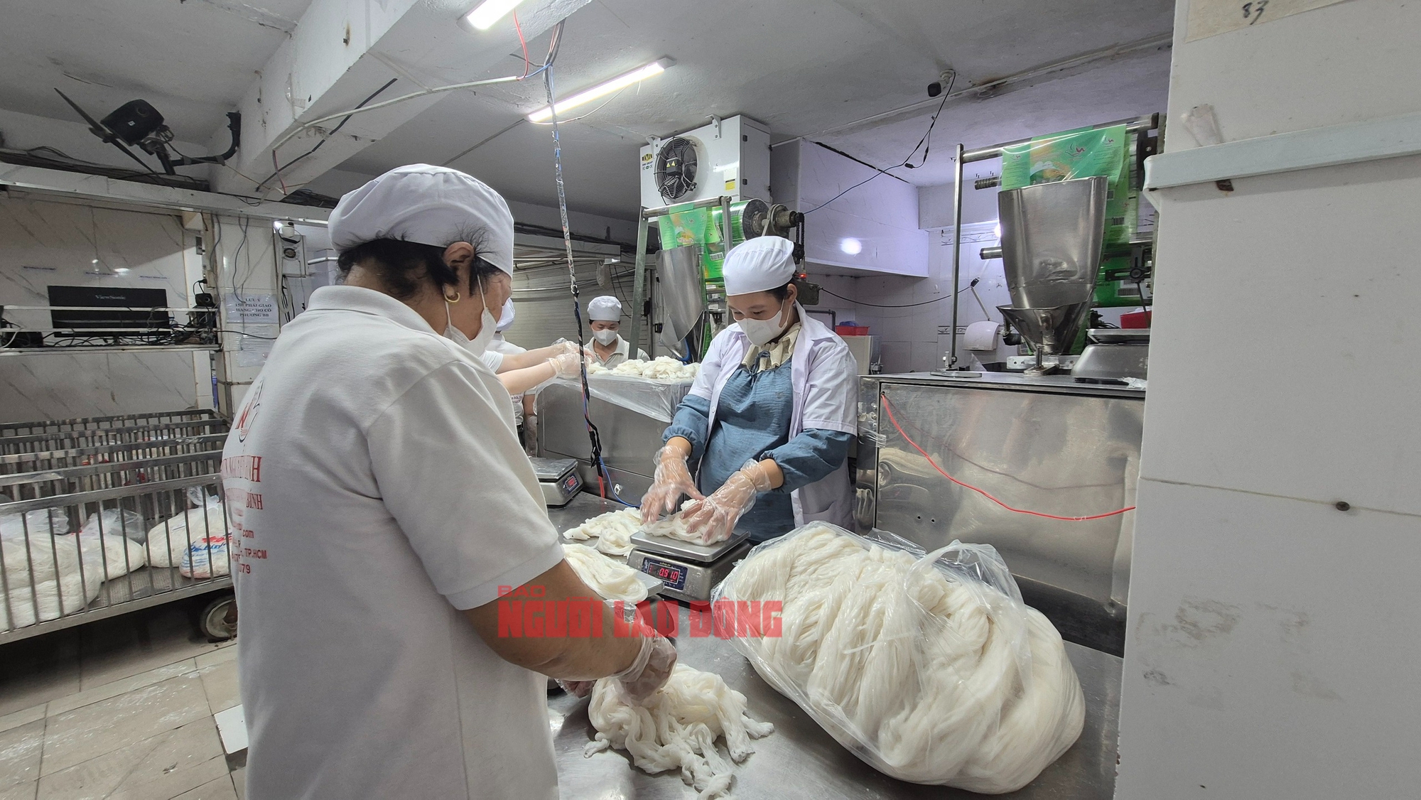 Bà chủ bún tươi Nguyễn Bính kêu cứu giảm phạt môi trường cho cơ sở sản xuất 2026 - Ảnh 2.