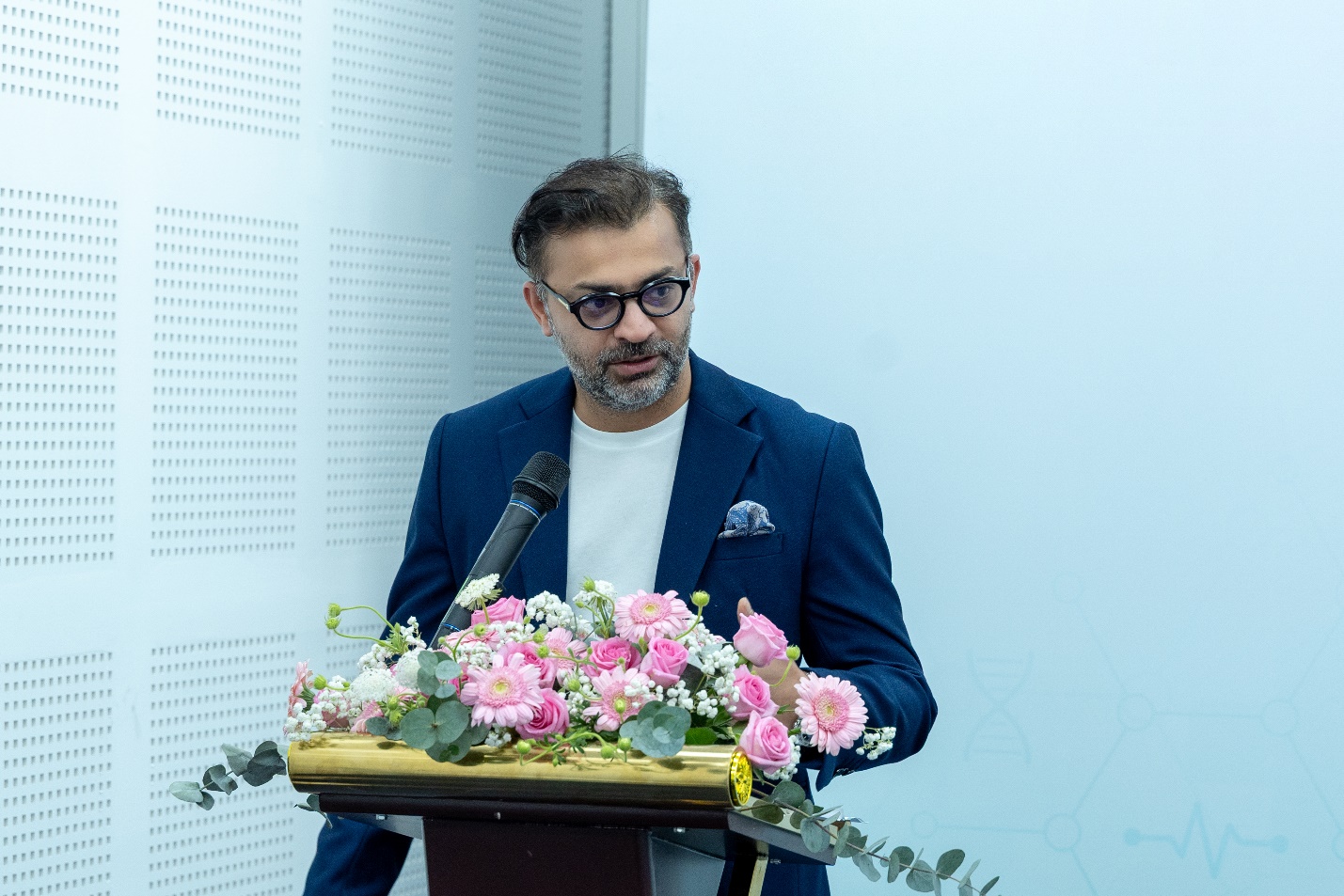 Pharmacity và Boston Pharma hợp tác đưa dược phẩm chuẩn EU-GMP đến người tiêu dùng với giá hợp lý - Ảnh 2.