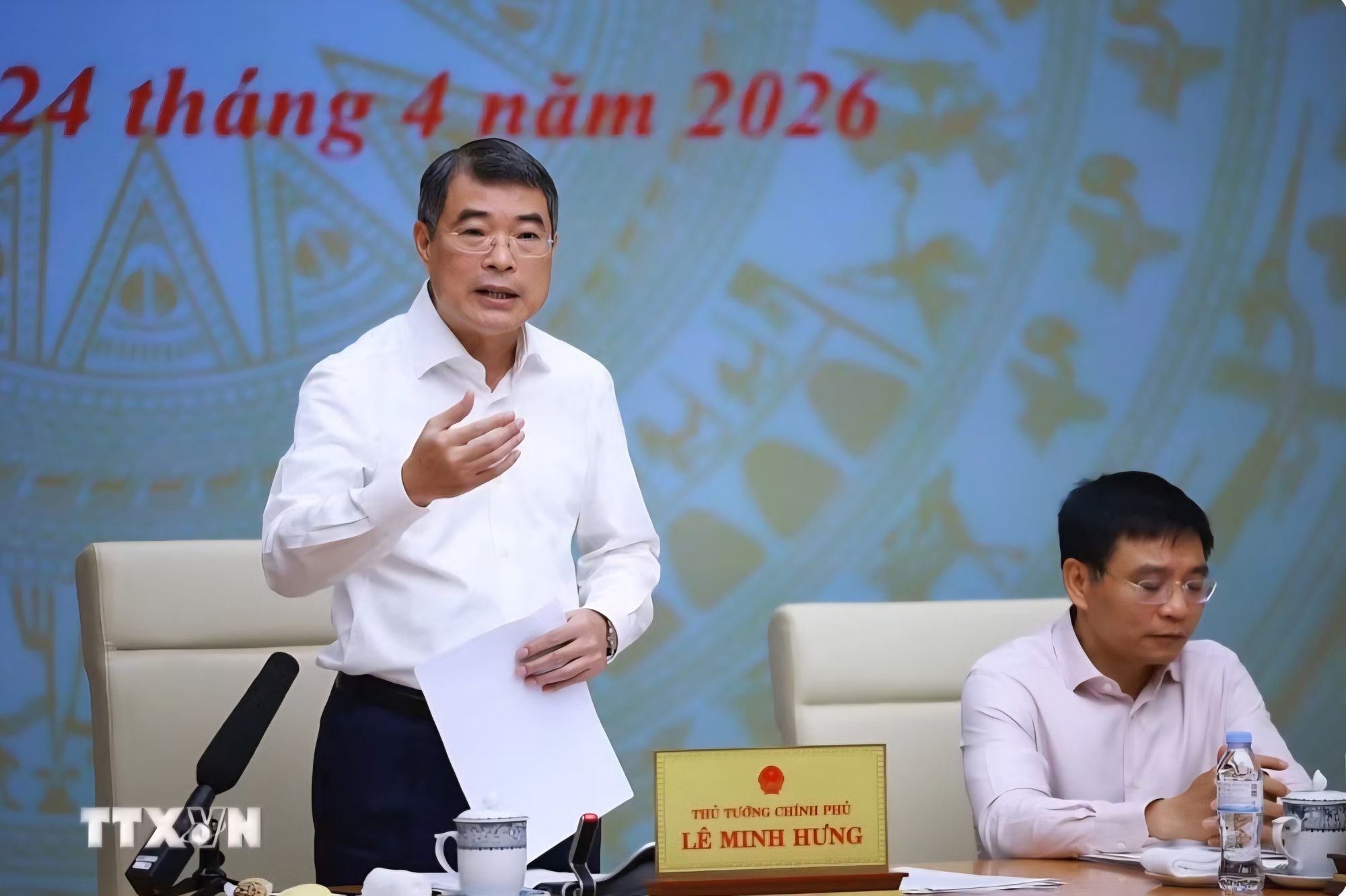 Thủ tướng nghiêm khắc phê bình 28 bộ, cơ quan và 18 địa phương giải ngân chậm - Ảnh 1.