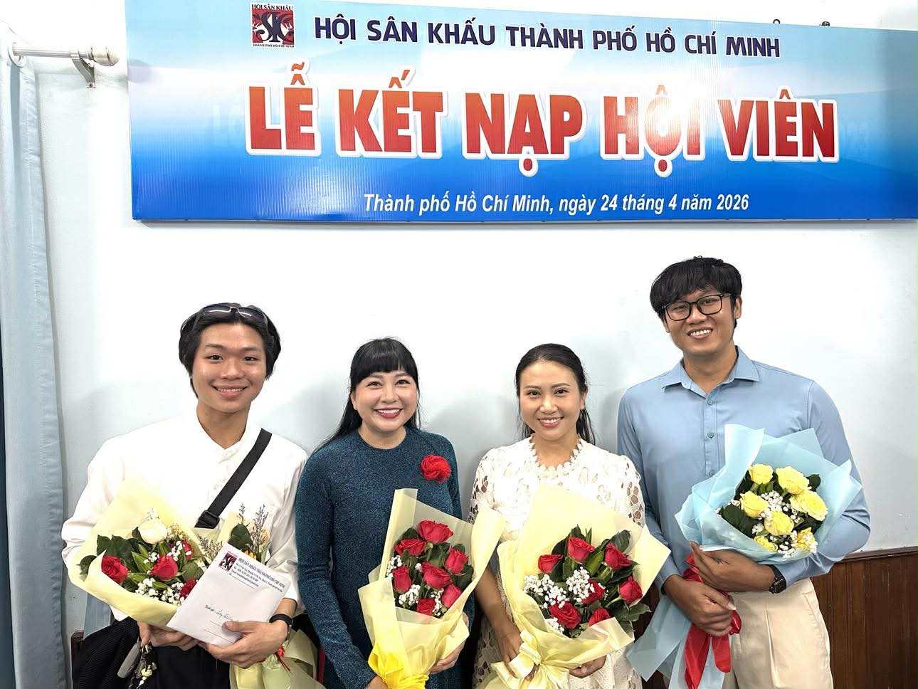 Lâm Vỹ Dạ, Minh Dự, Trọng Nhân xúc động trong ngày được kết nạp Hội viên Hội Sân khấu TP HCM - Ảnh 3.